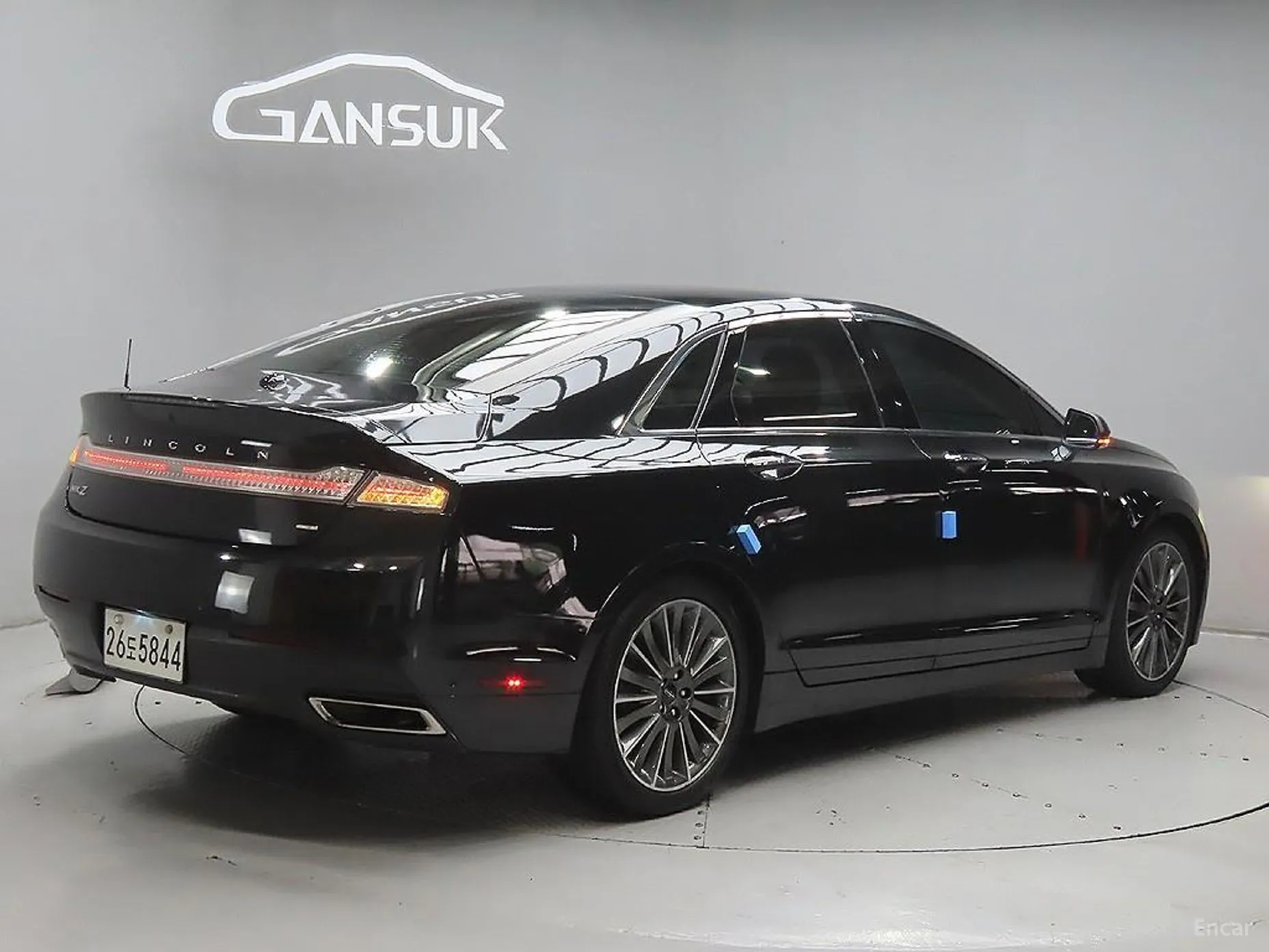 Lincoln New MKZ превью 4