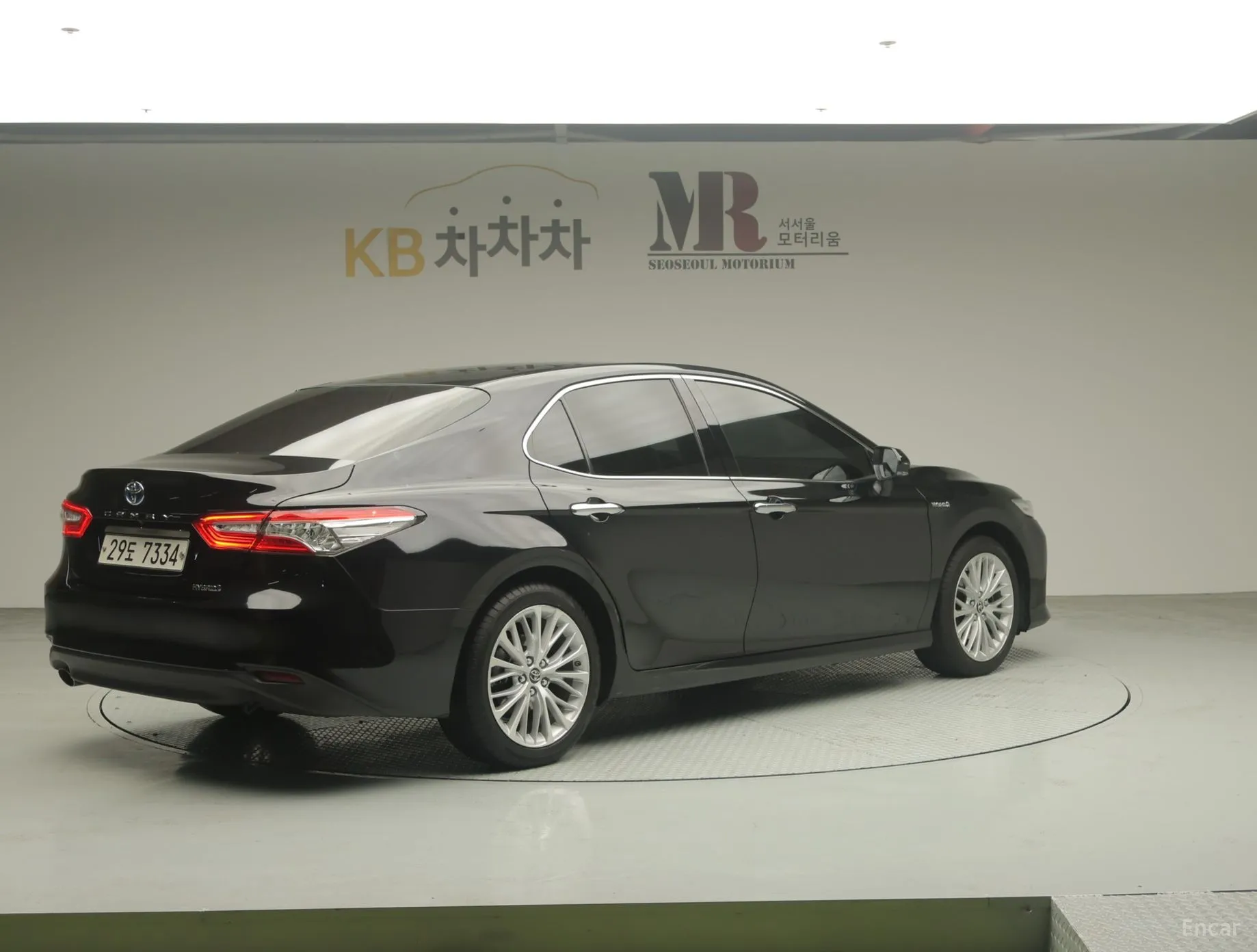 Toyota Camry (XV70) превью 2