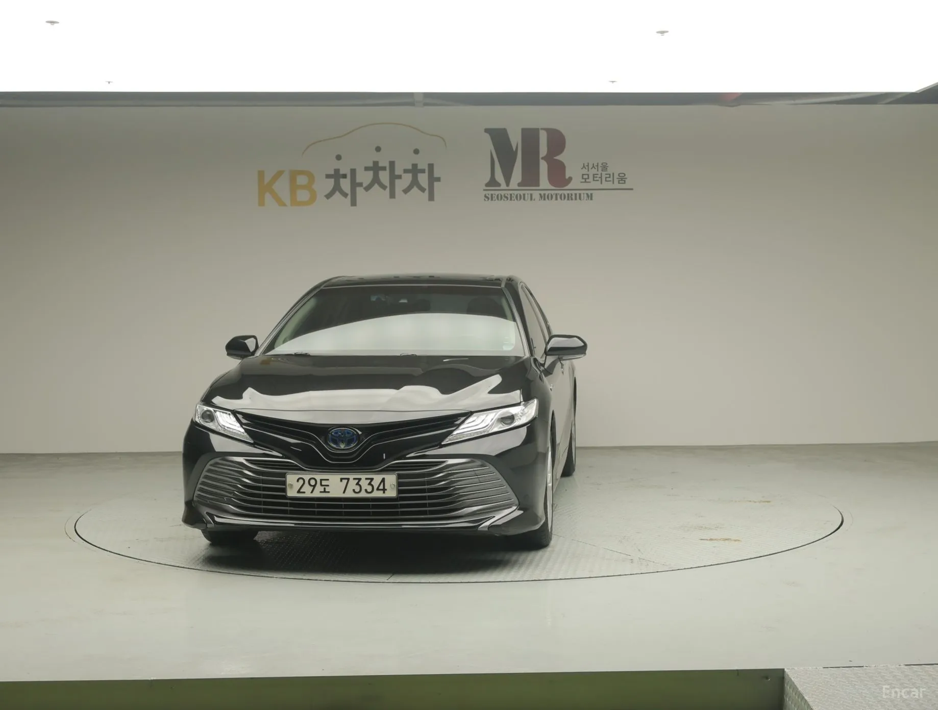 Toyota Camry (XV70) превью 4