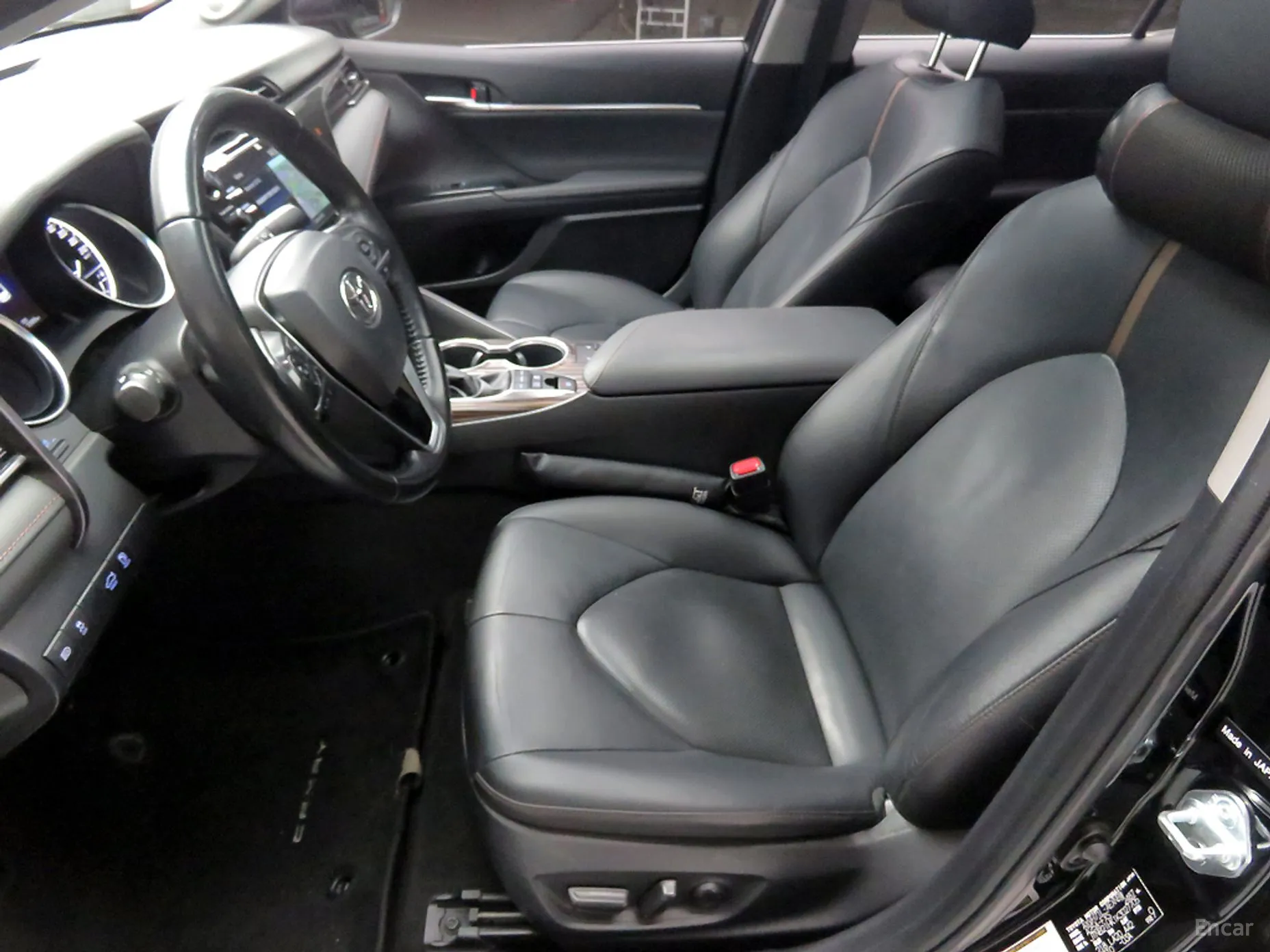 Toyota Camry (XV70) превью 5