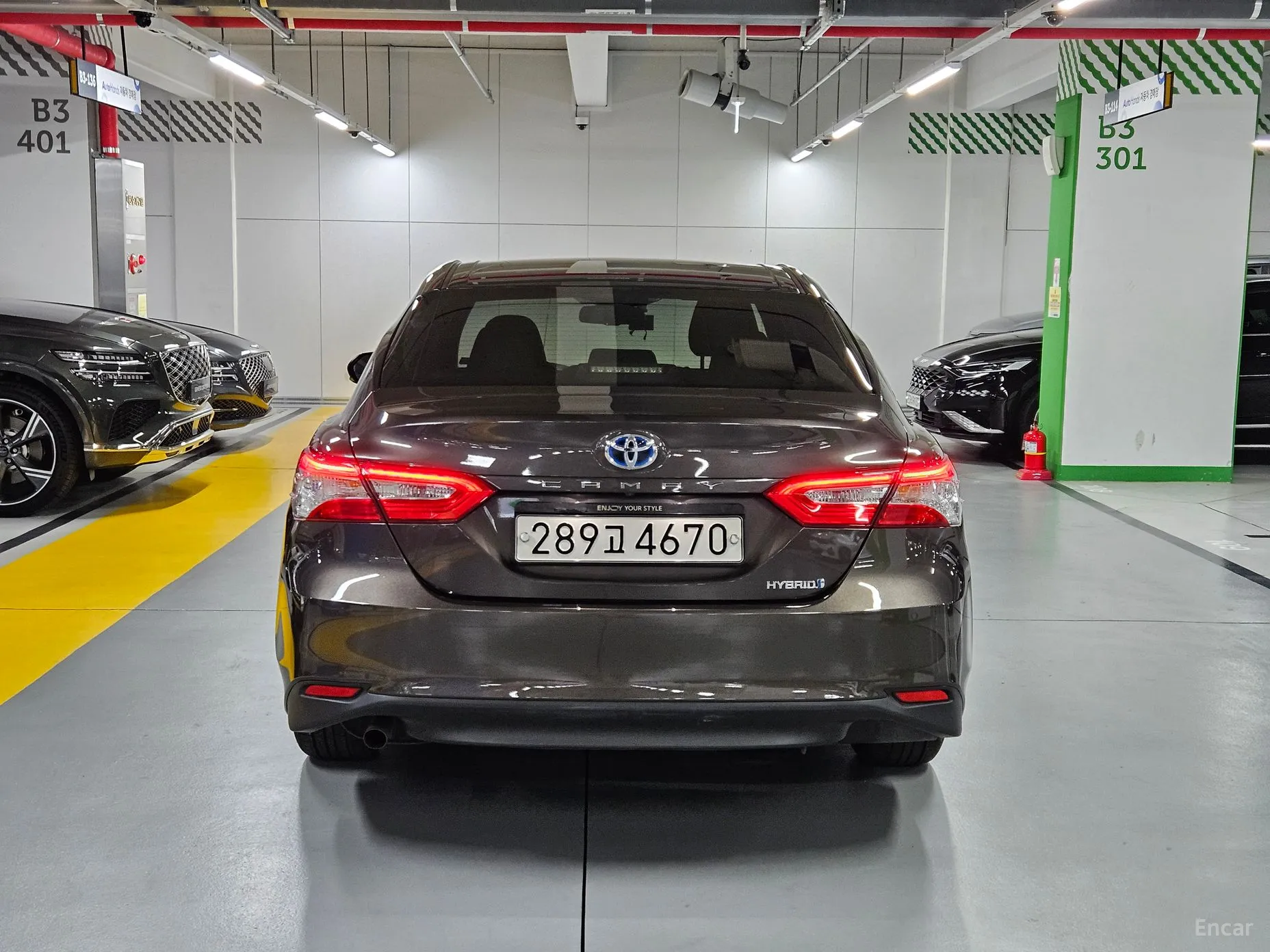 Toyota Camry (XV70) превью 4
