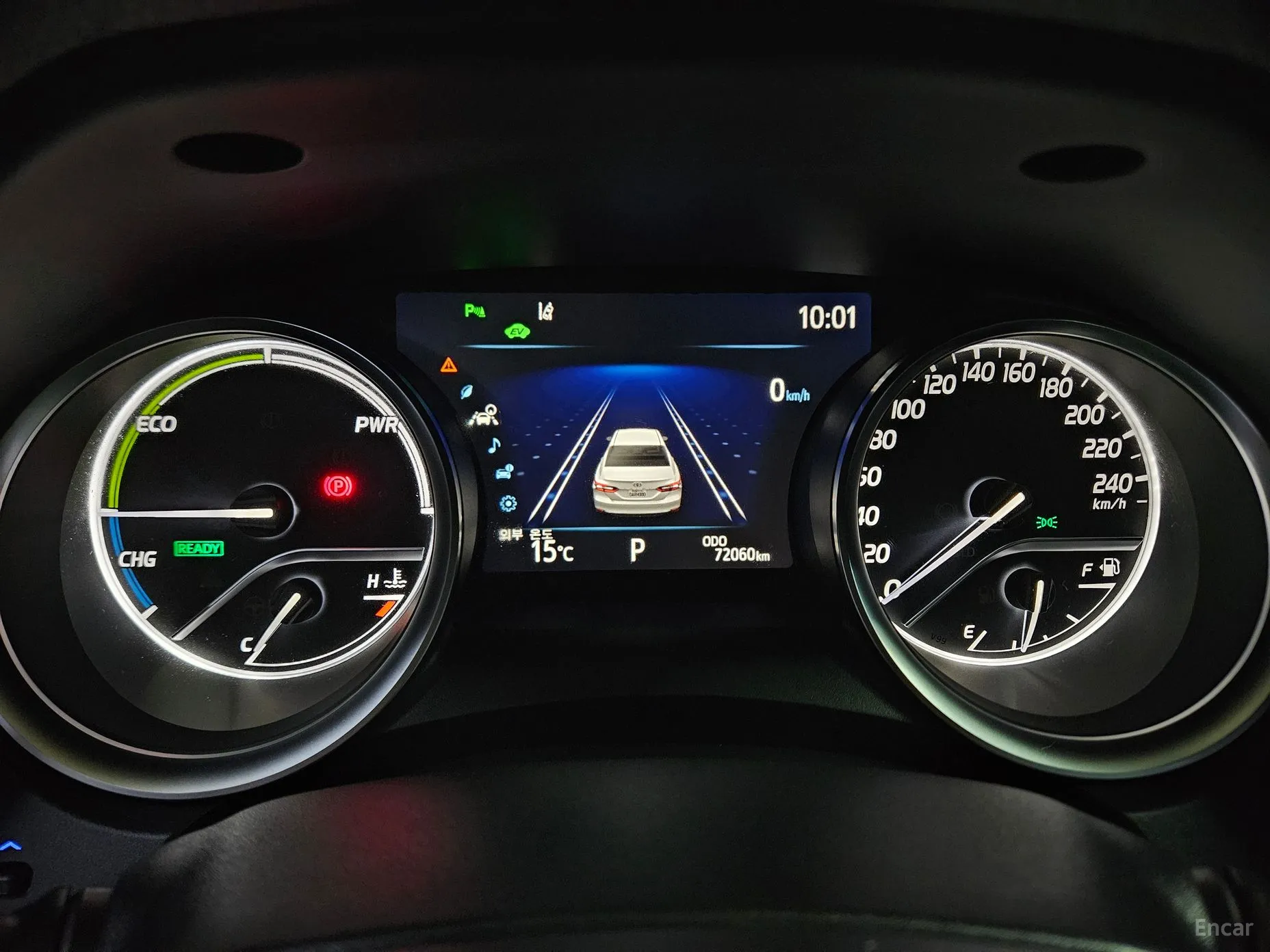Toyota Camry (XV70) превью 8