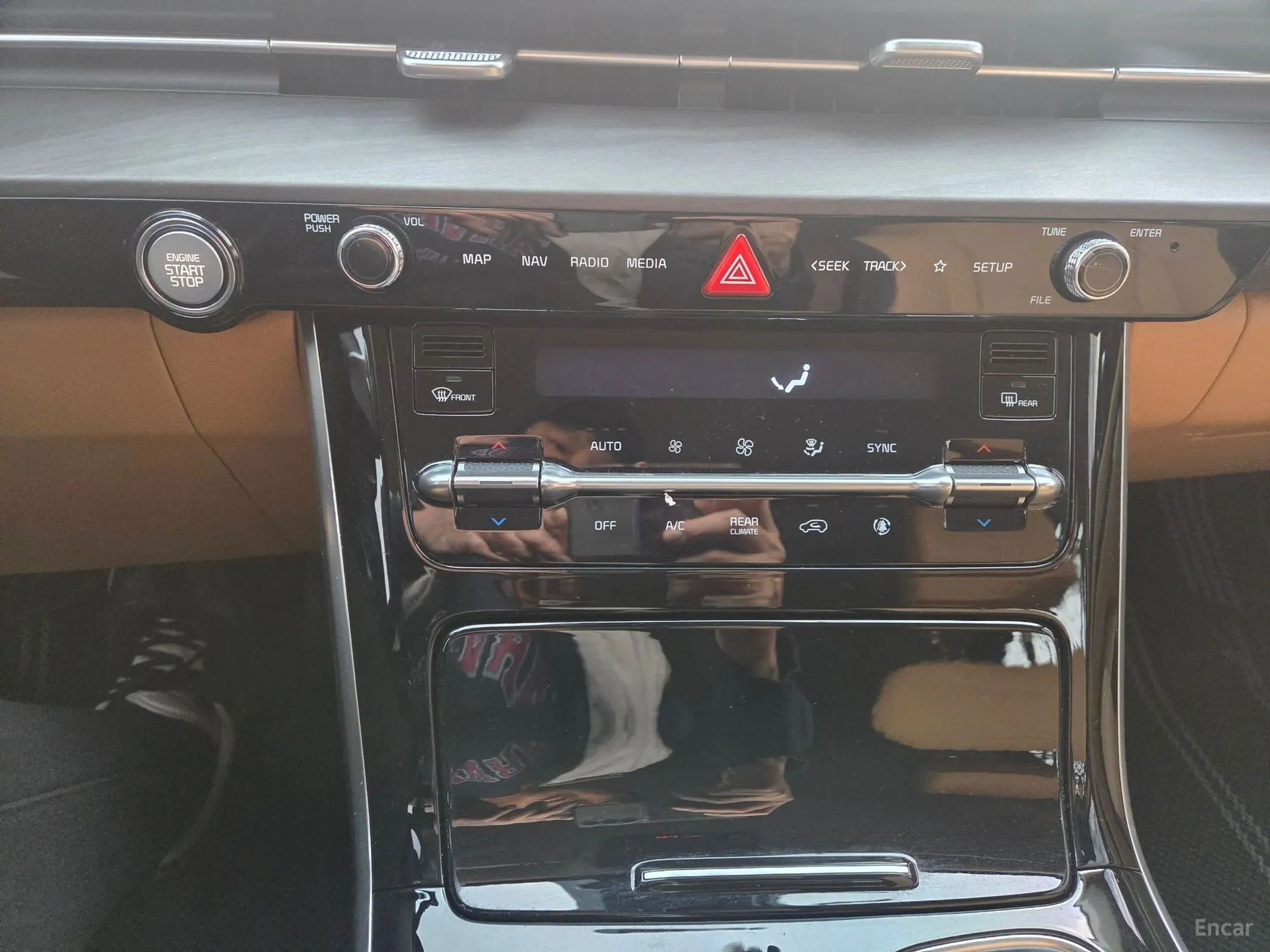 Kia Carnival Gen 4 превью 16