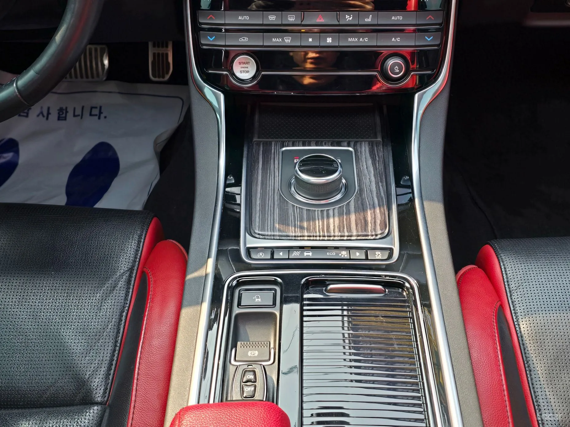 Jaguar XF (x260) превью 14
