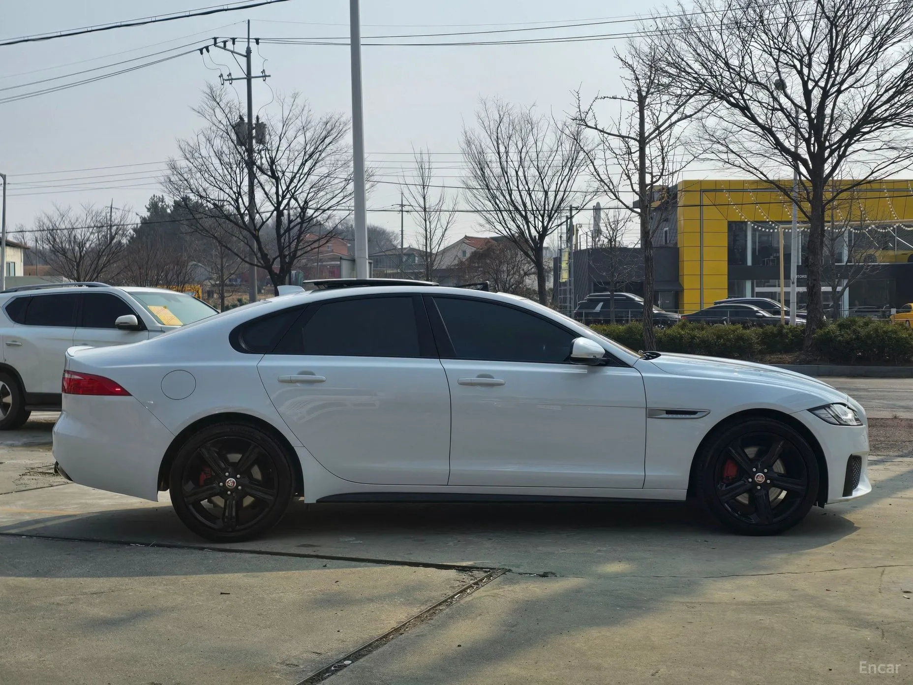 Jaguar XF (x260) превью 4