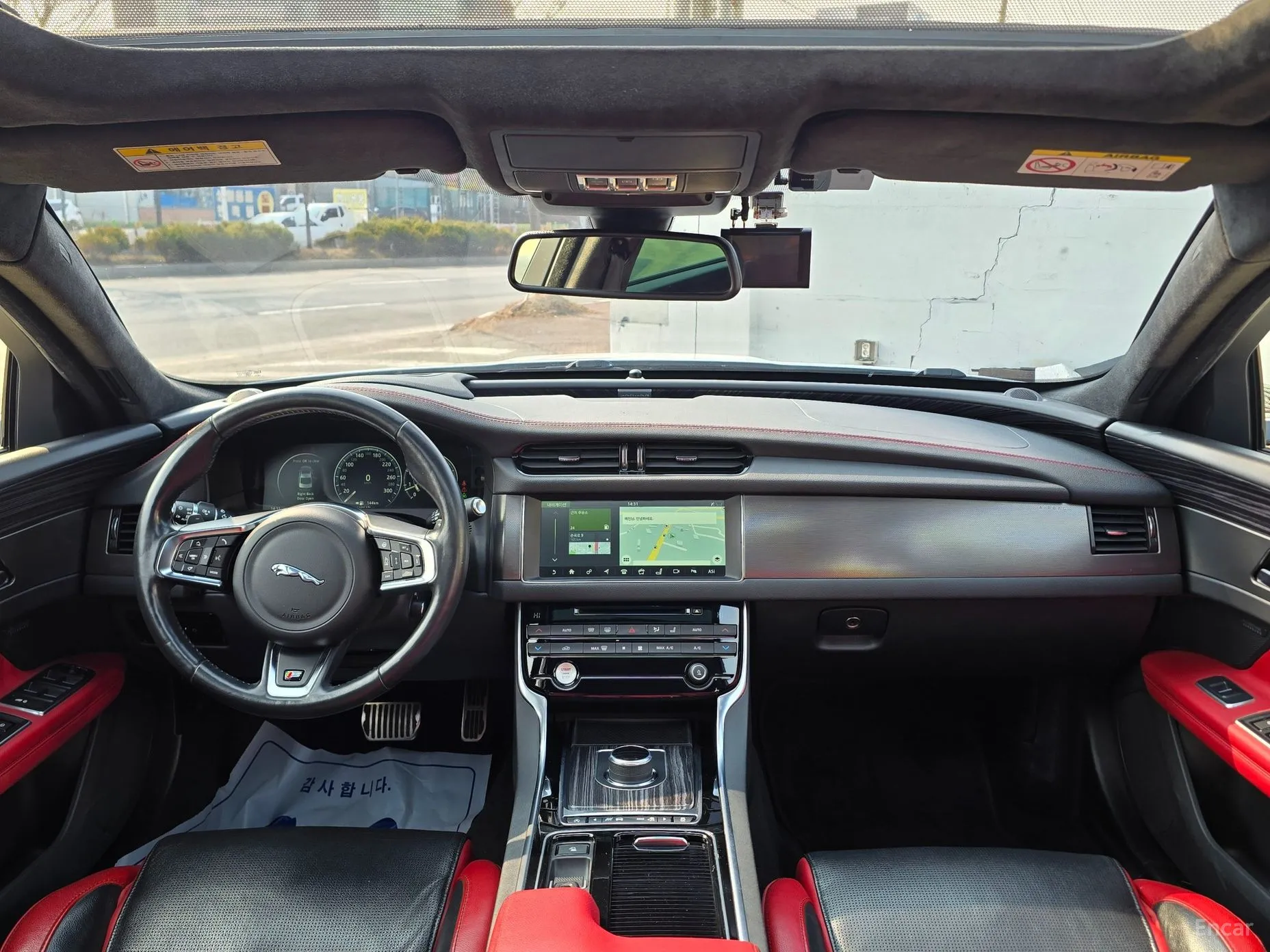 Jaguar XF (x260) превью 7