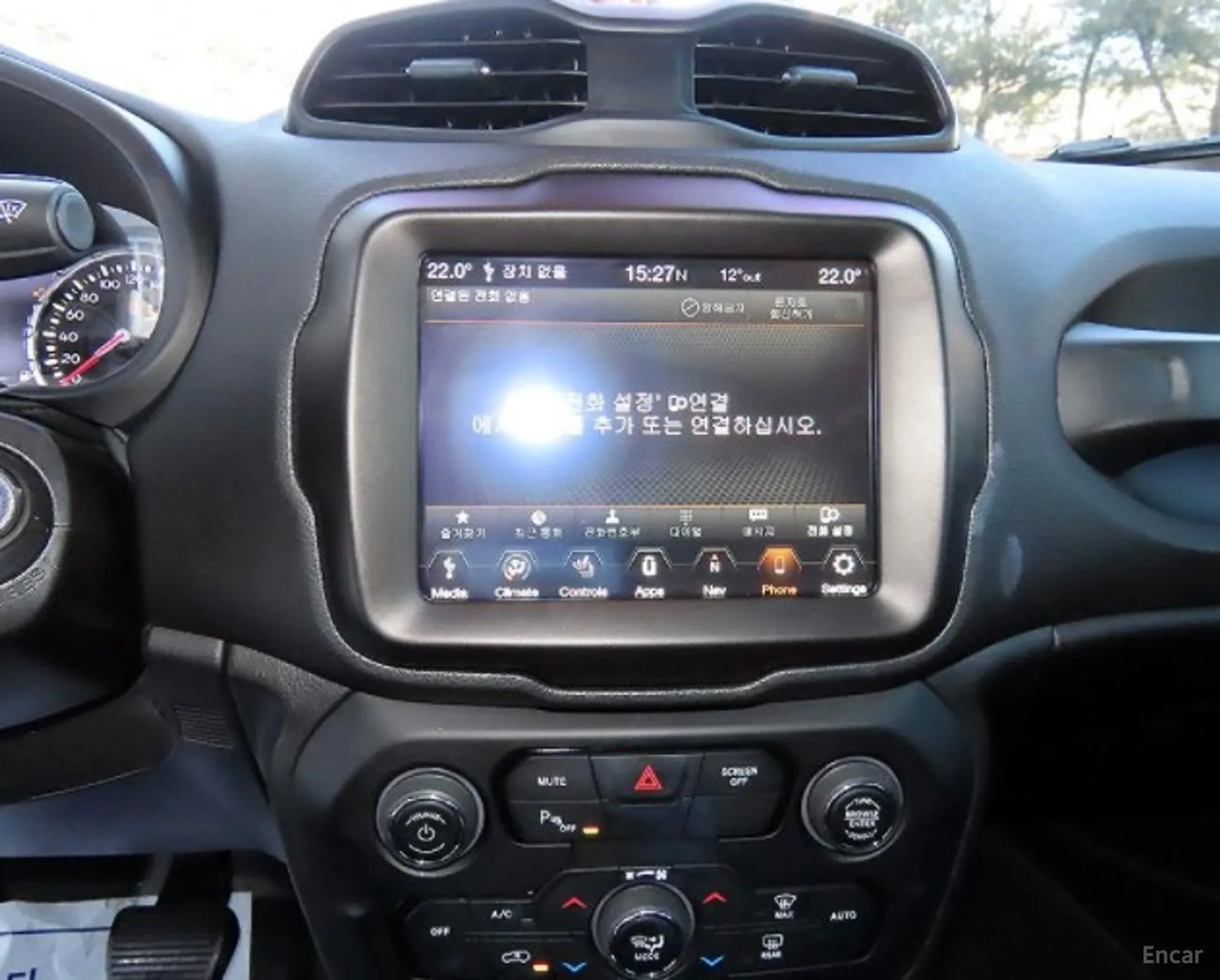 Jeep Renegade превью 15