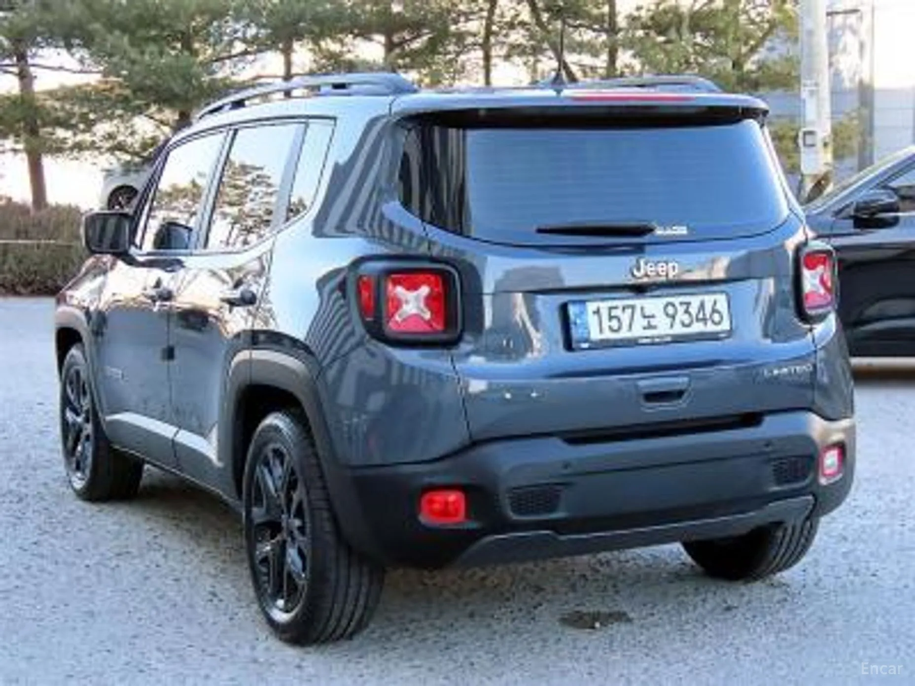 Jeep Renegade превью 3