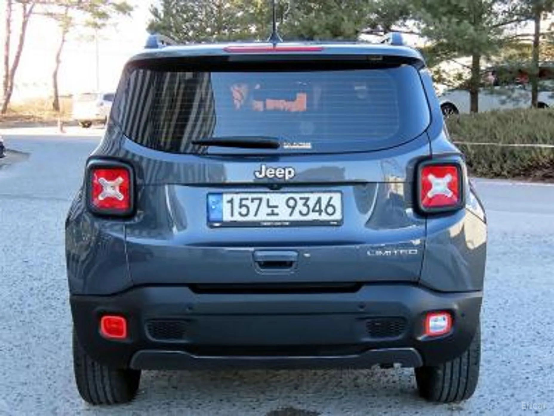 Jeep Renegade превью 4