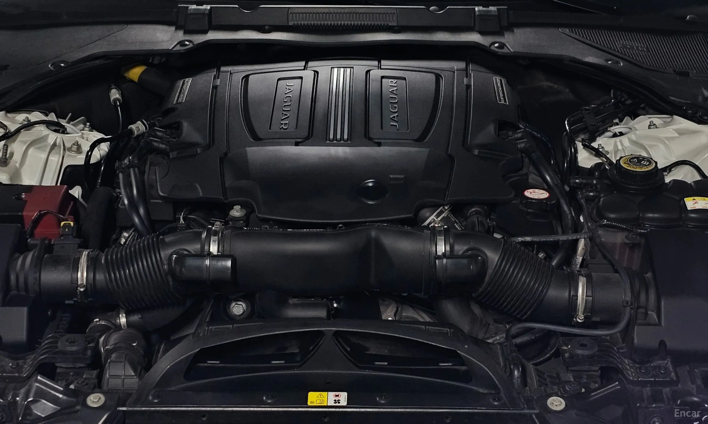 Jaguar XF (x260) превью 11