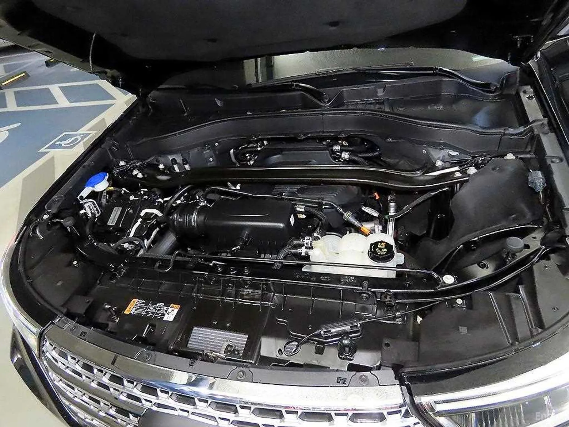 Ford Explorer 6th Generation превью 19