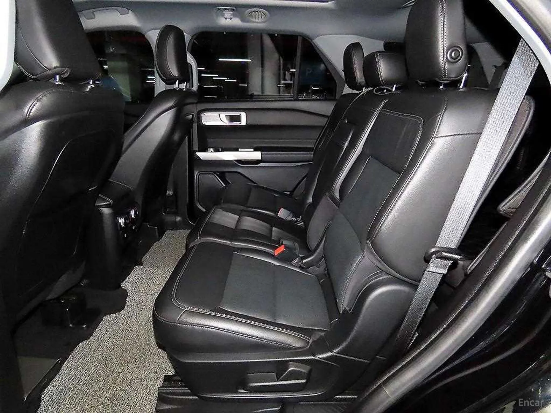 Ford Explorer 6th Generation превью 7