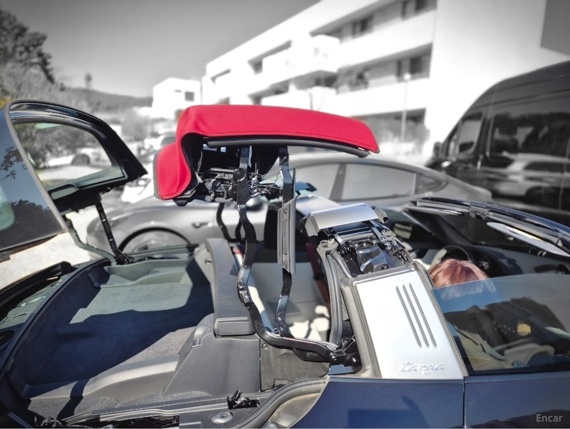 Porsche 911 (992) превью 11