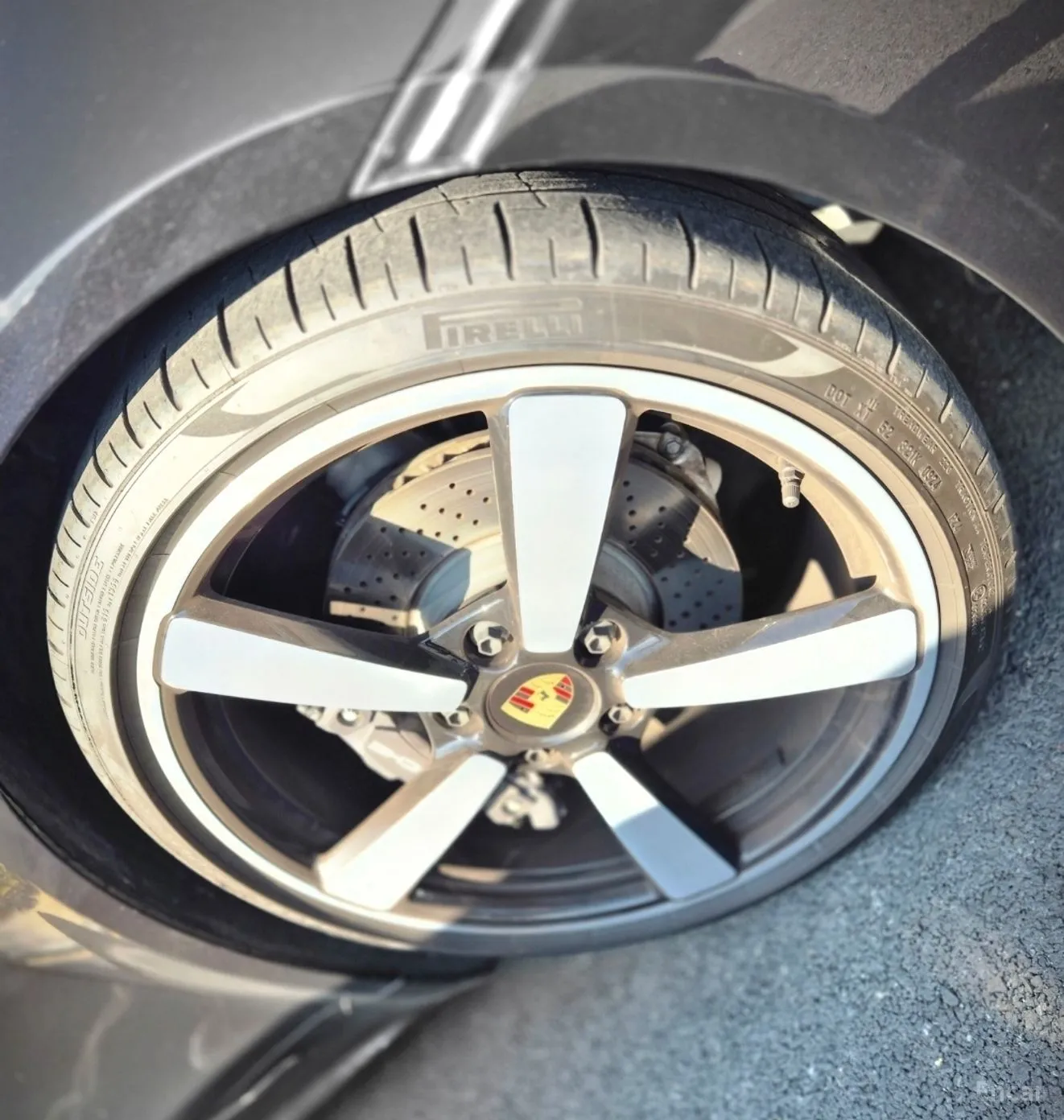 Porsche 911 (992) превью 5