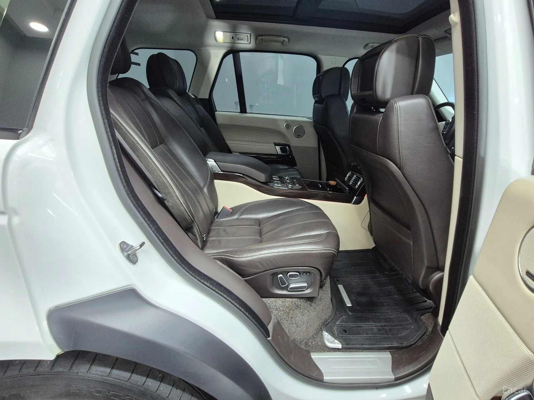 Land Rover Range Rover 4th Generation превью 11