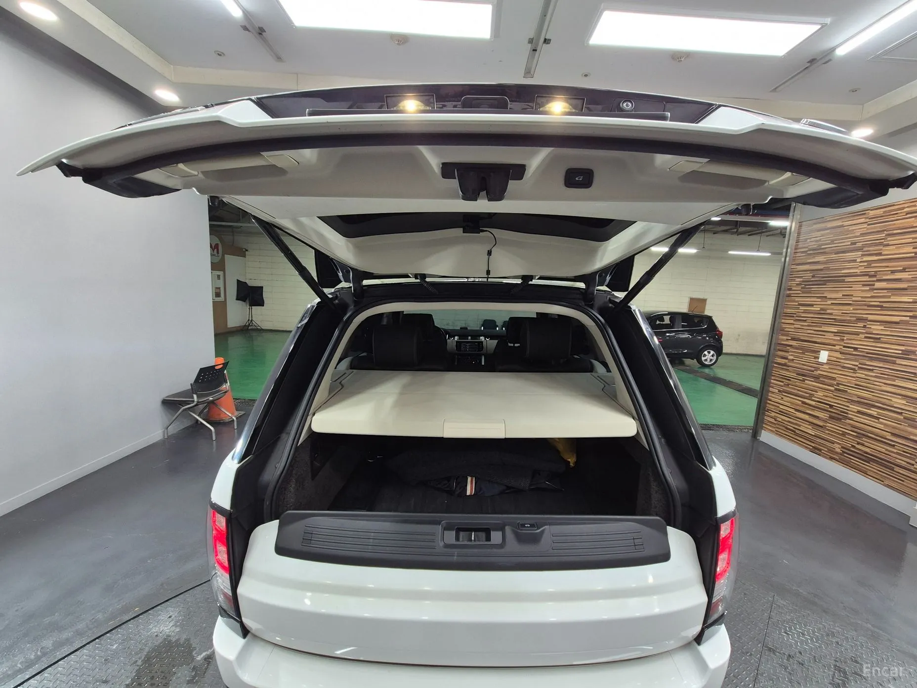 Land Rover Range Rover 4th Generation превью 15