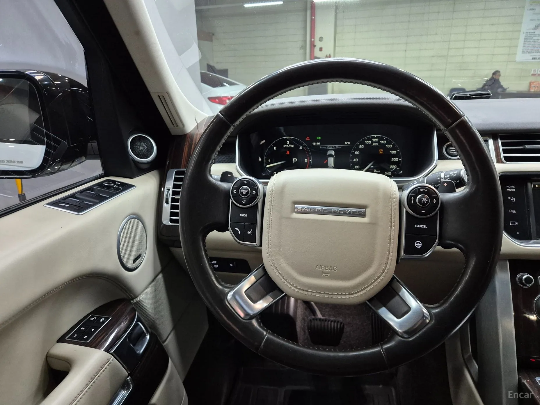 Land Rover Range Rover 4th Generation превью 8