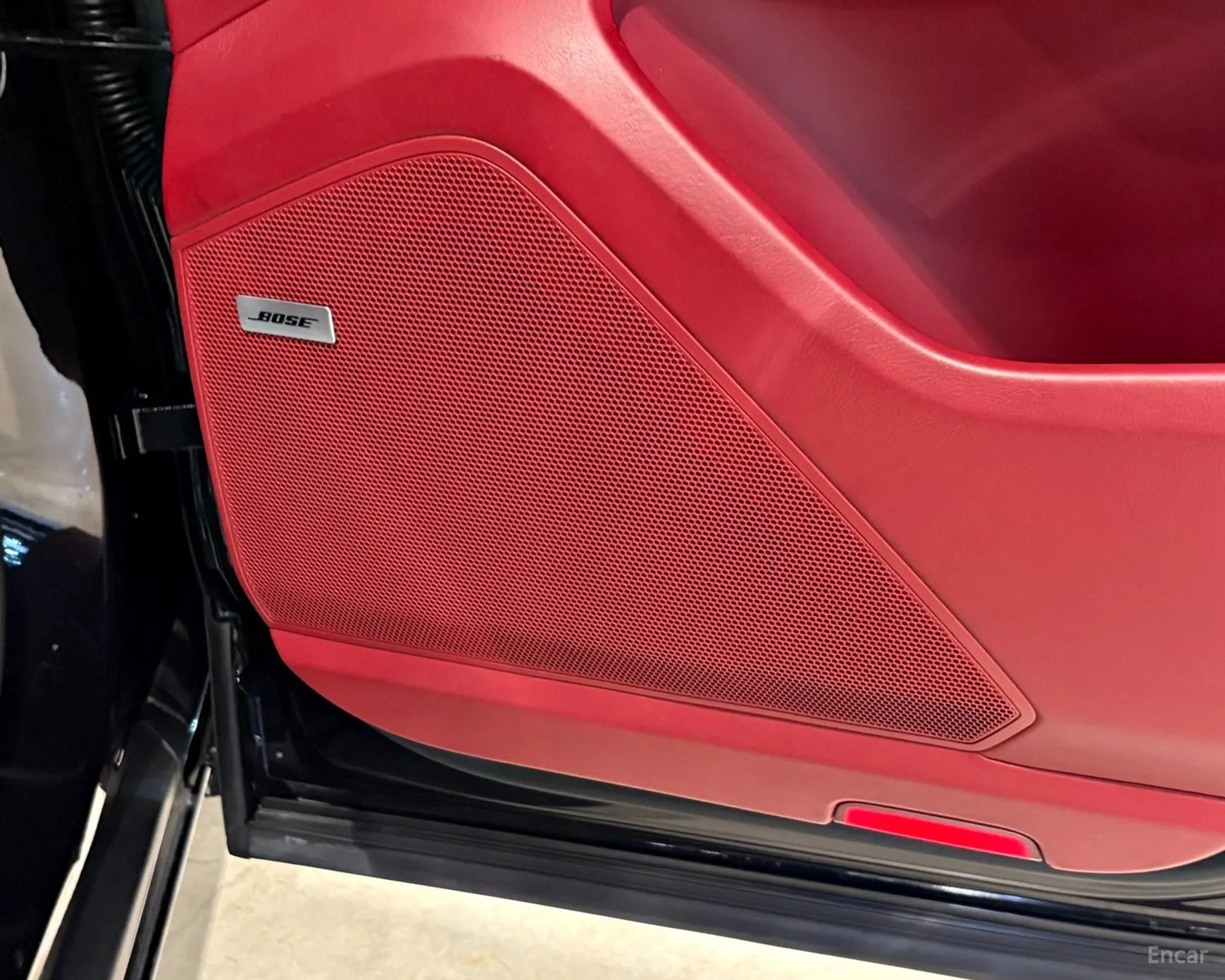 Porsche Cayenne (PO536) превью 19