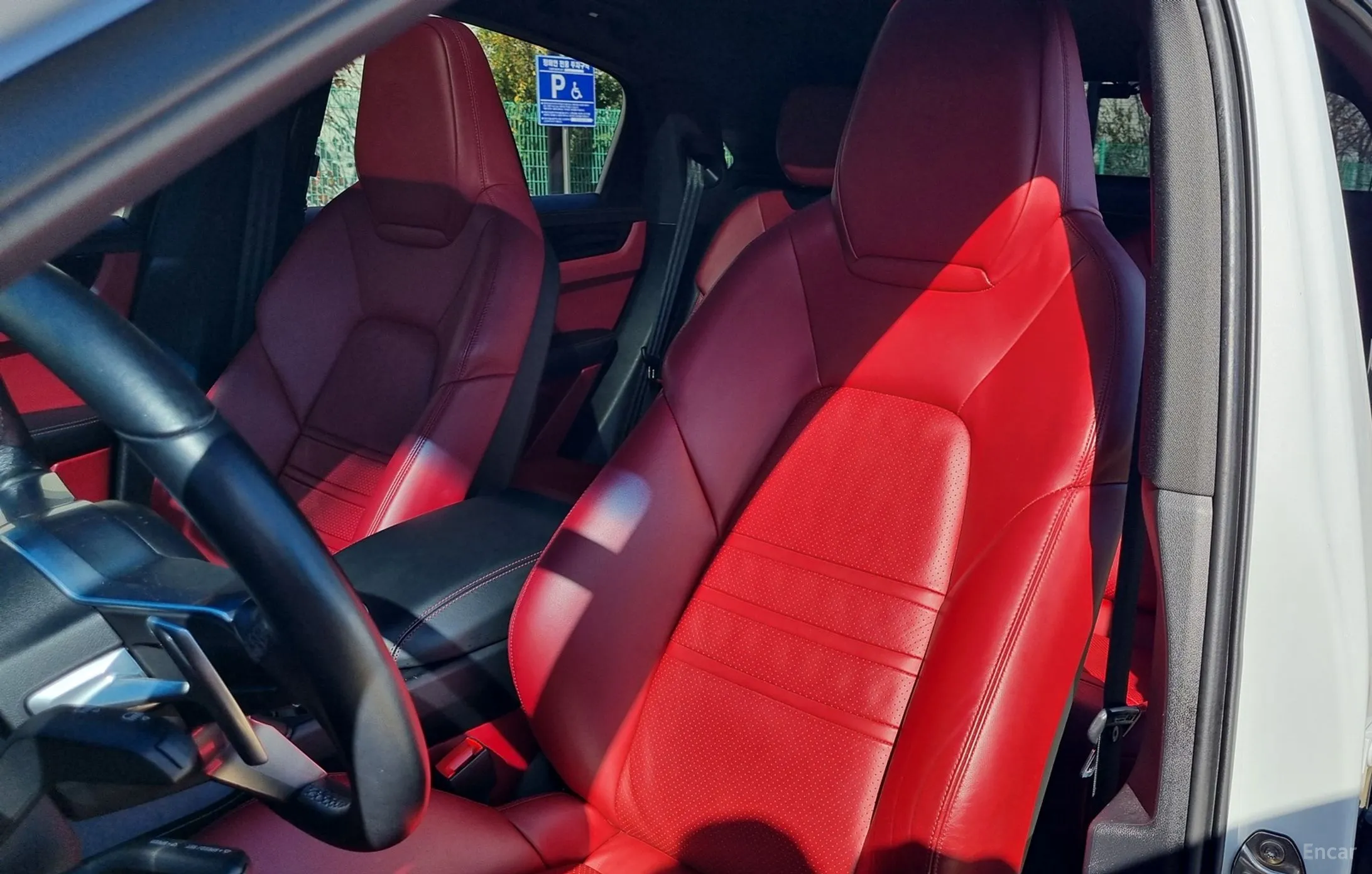 Porsche Cayenne (PO536) превью 10