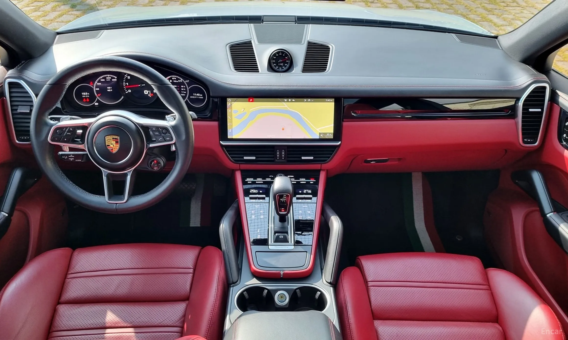 Porsche Cayenne (PO536) превью 12