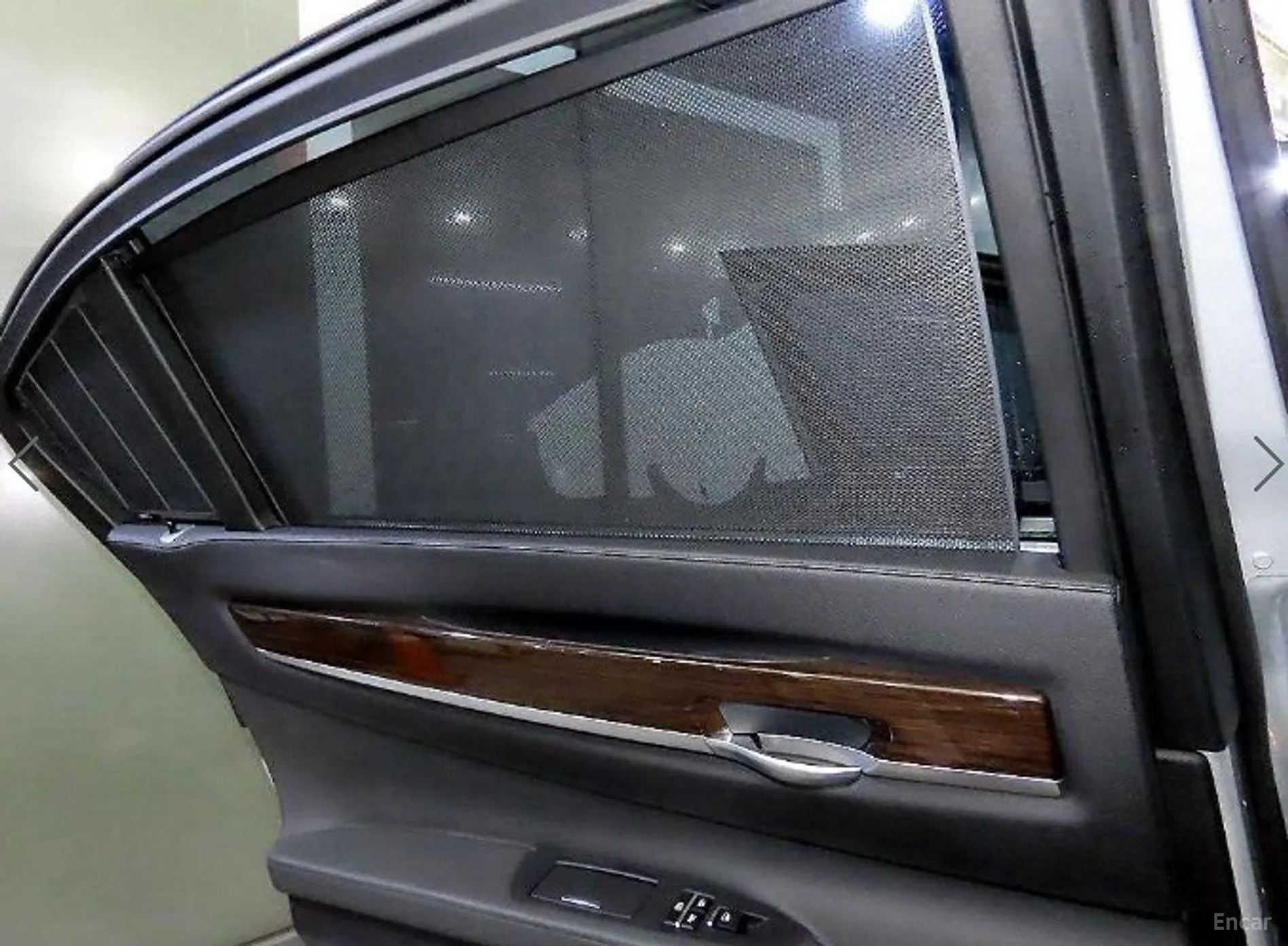 BMW 7 Series (F01) превью 16