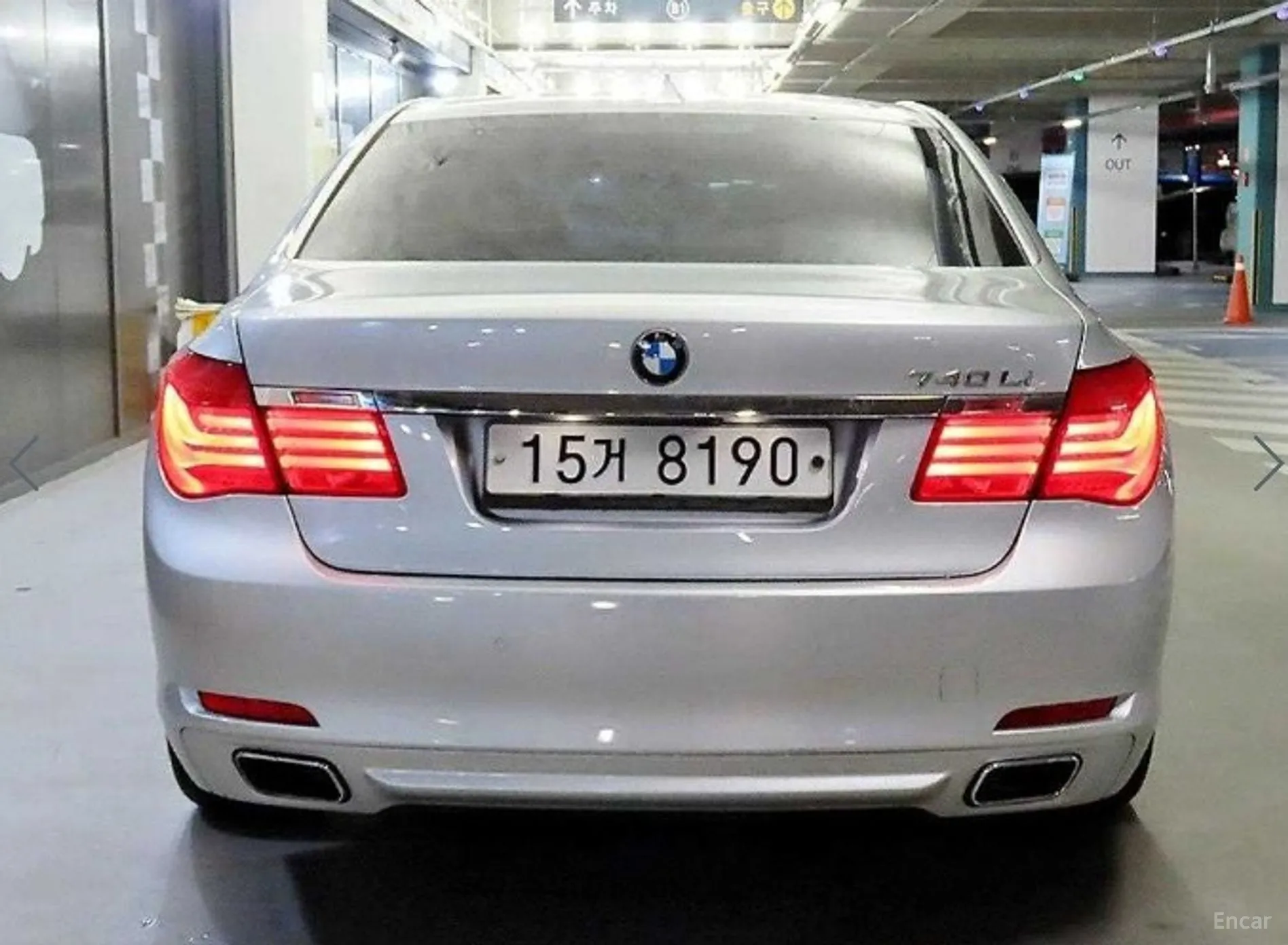 BMW 7 Series (F01) превью 5