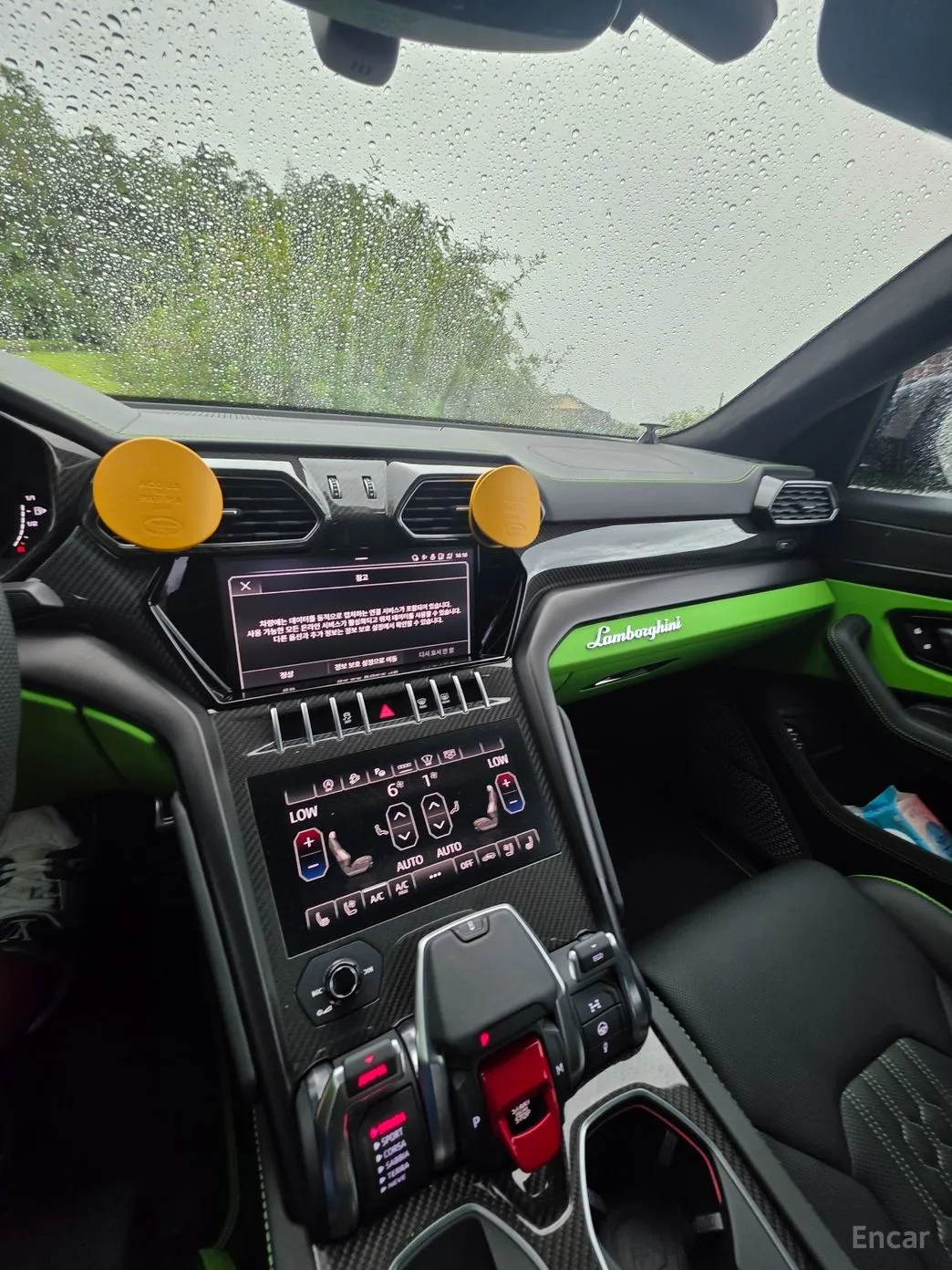 Lamborghini Urus превью 10