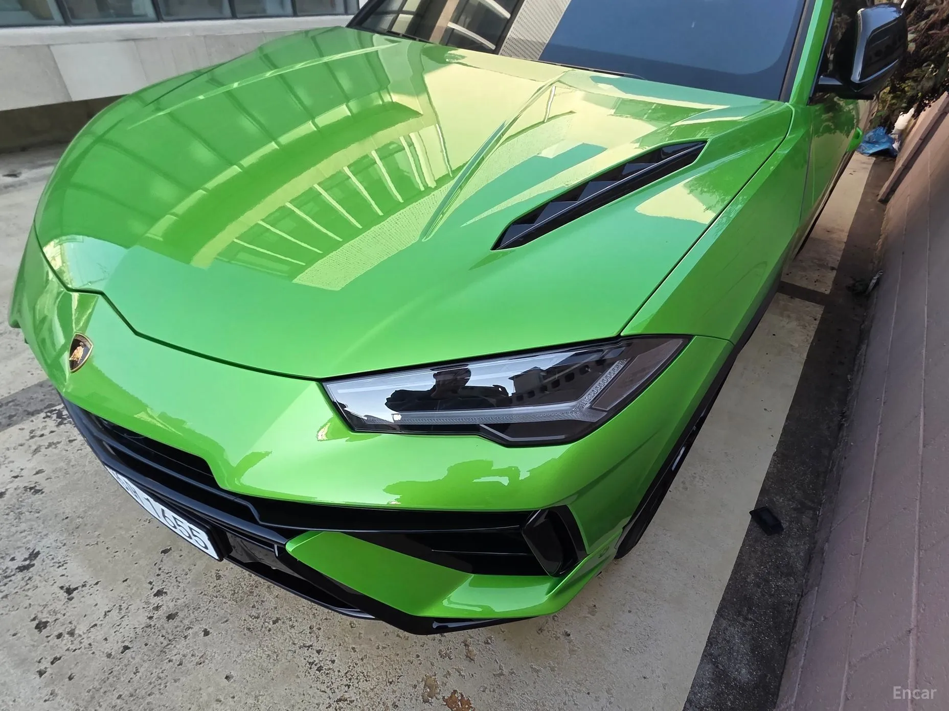 Lamborghini Urus превью 3