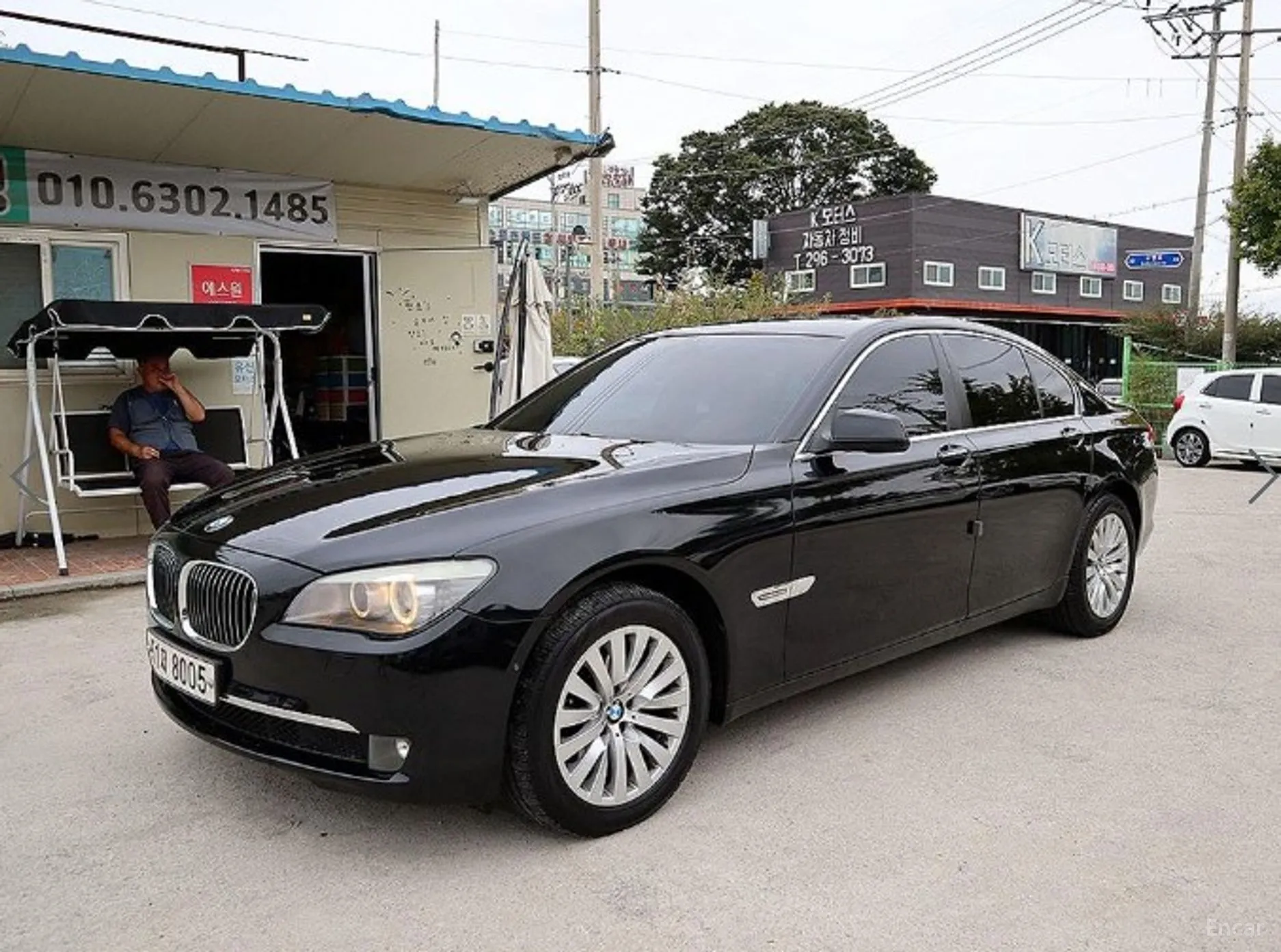 BMW 7 Series (F01)