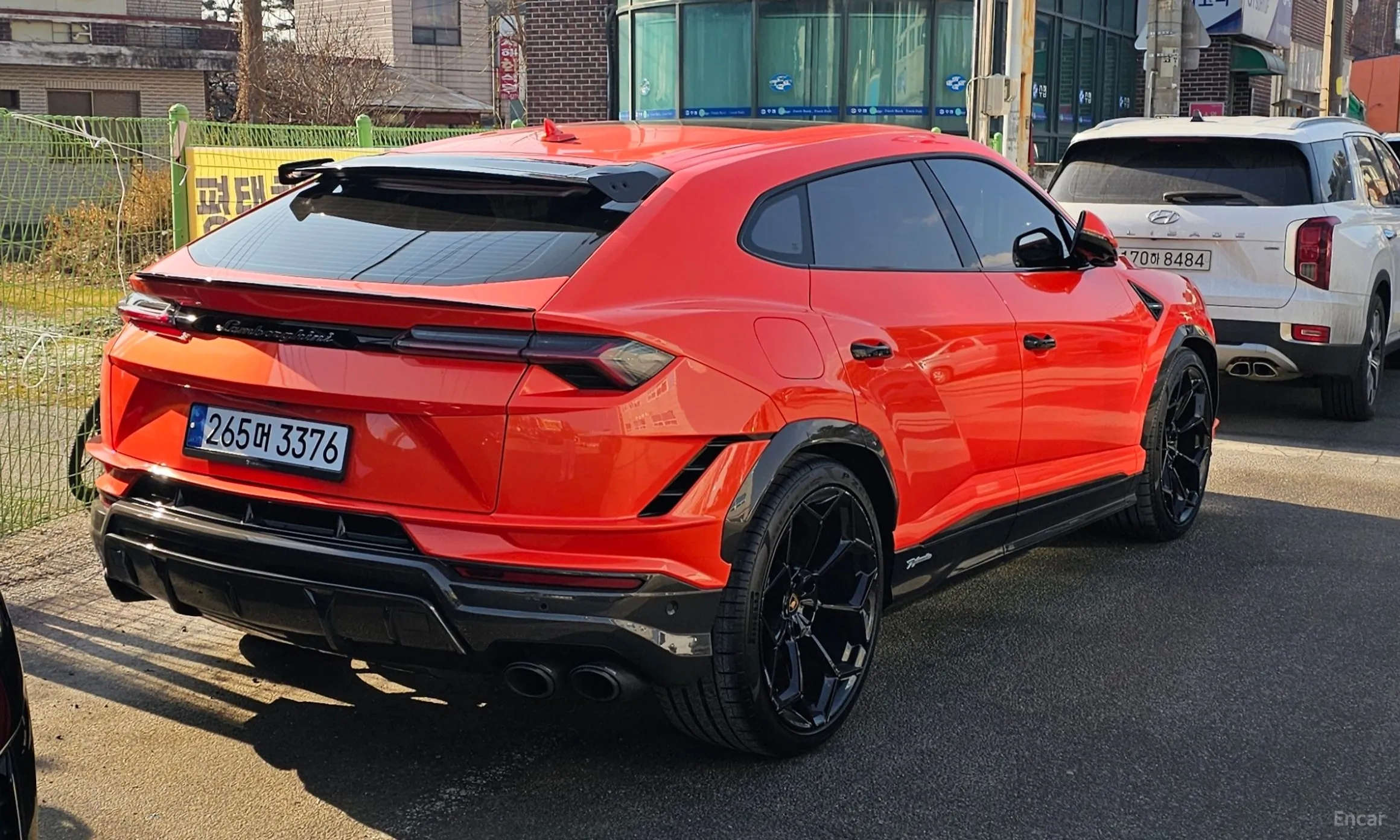 Lamborghini Urus превью 3