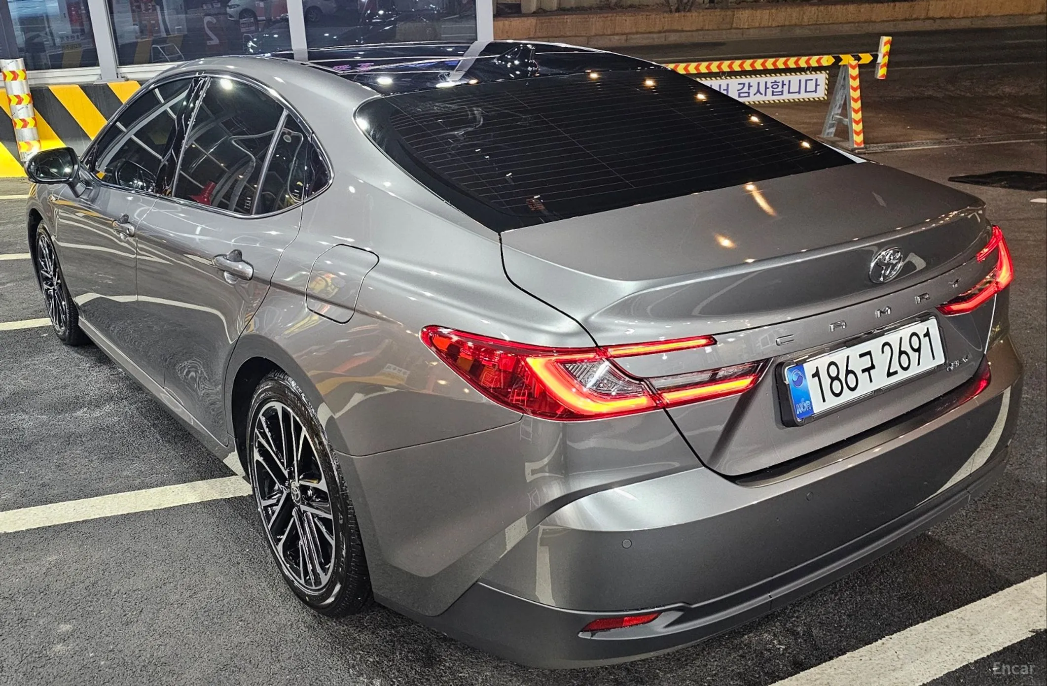 Toyota Camry (XV80) превью 10