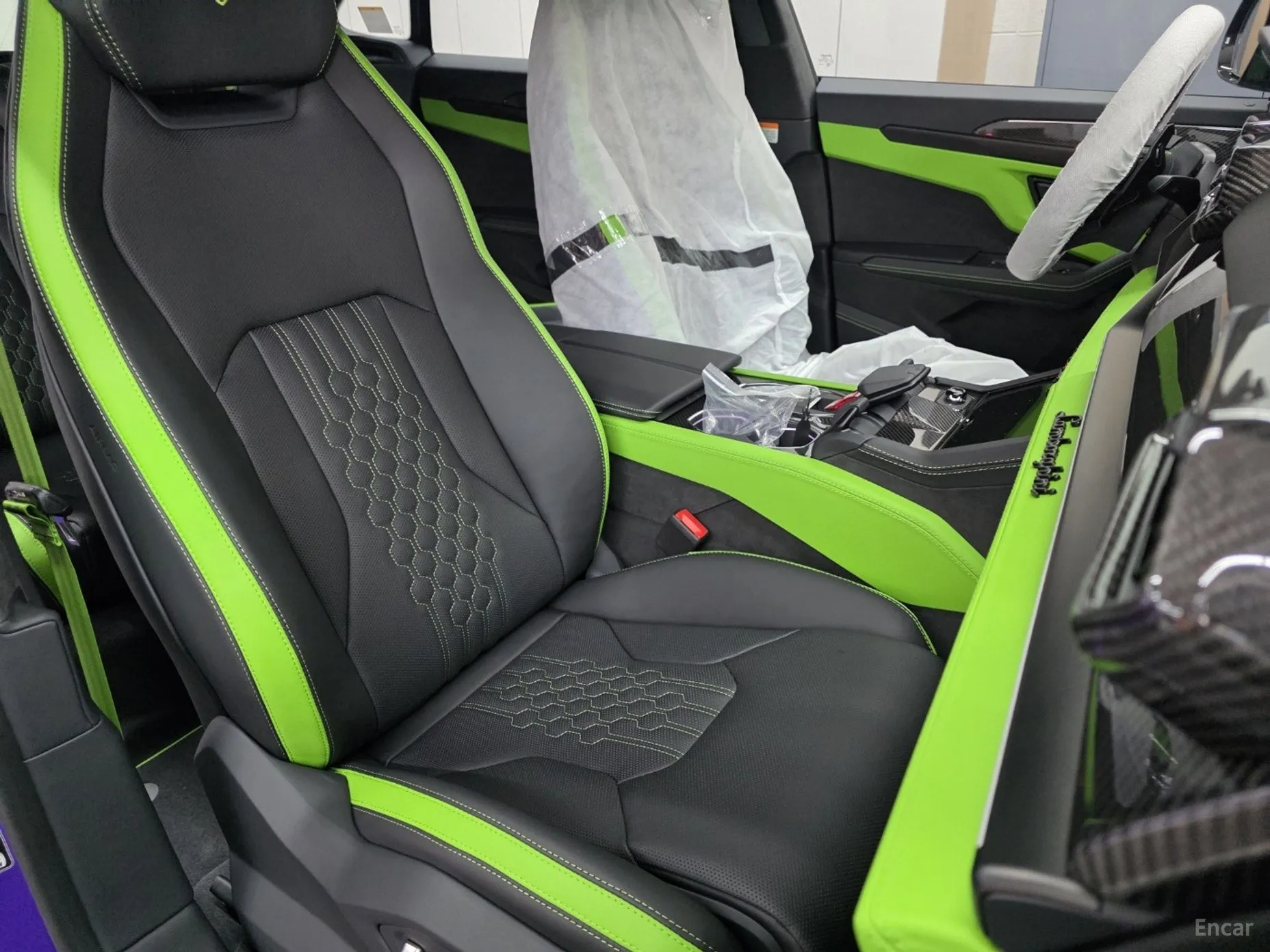 Lamborghini Urus превью 9