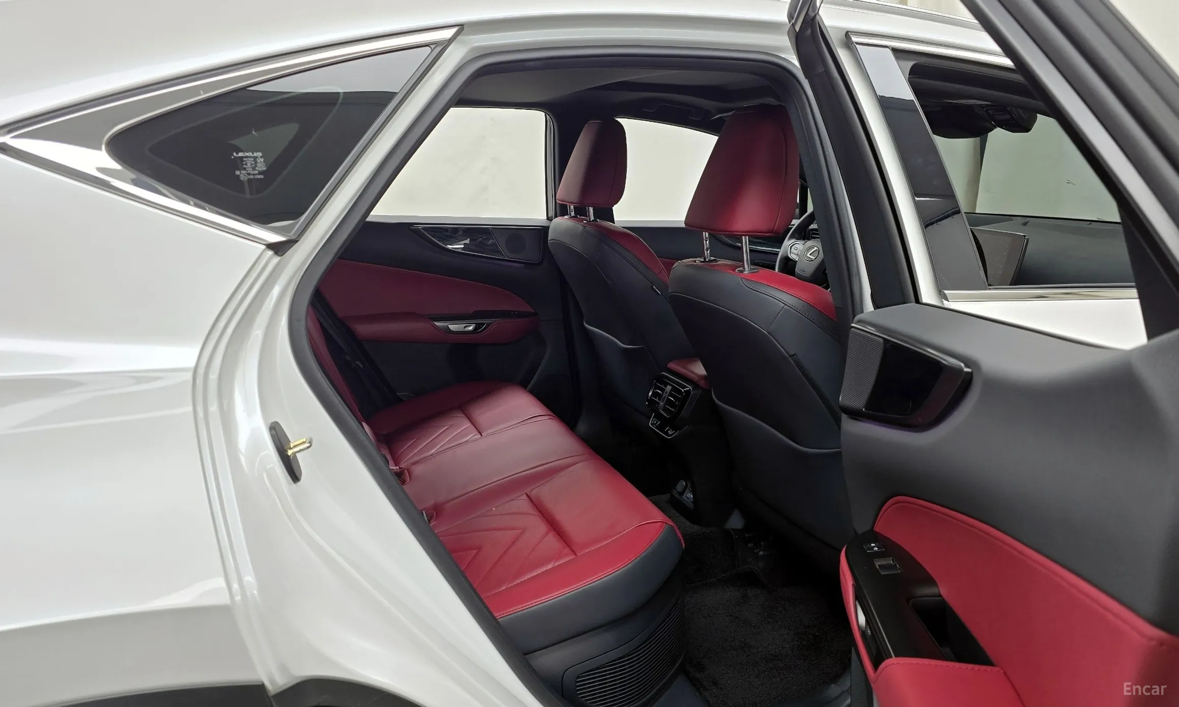 Lexus NX350h Gen 2 превью 12