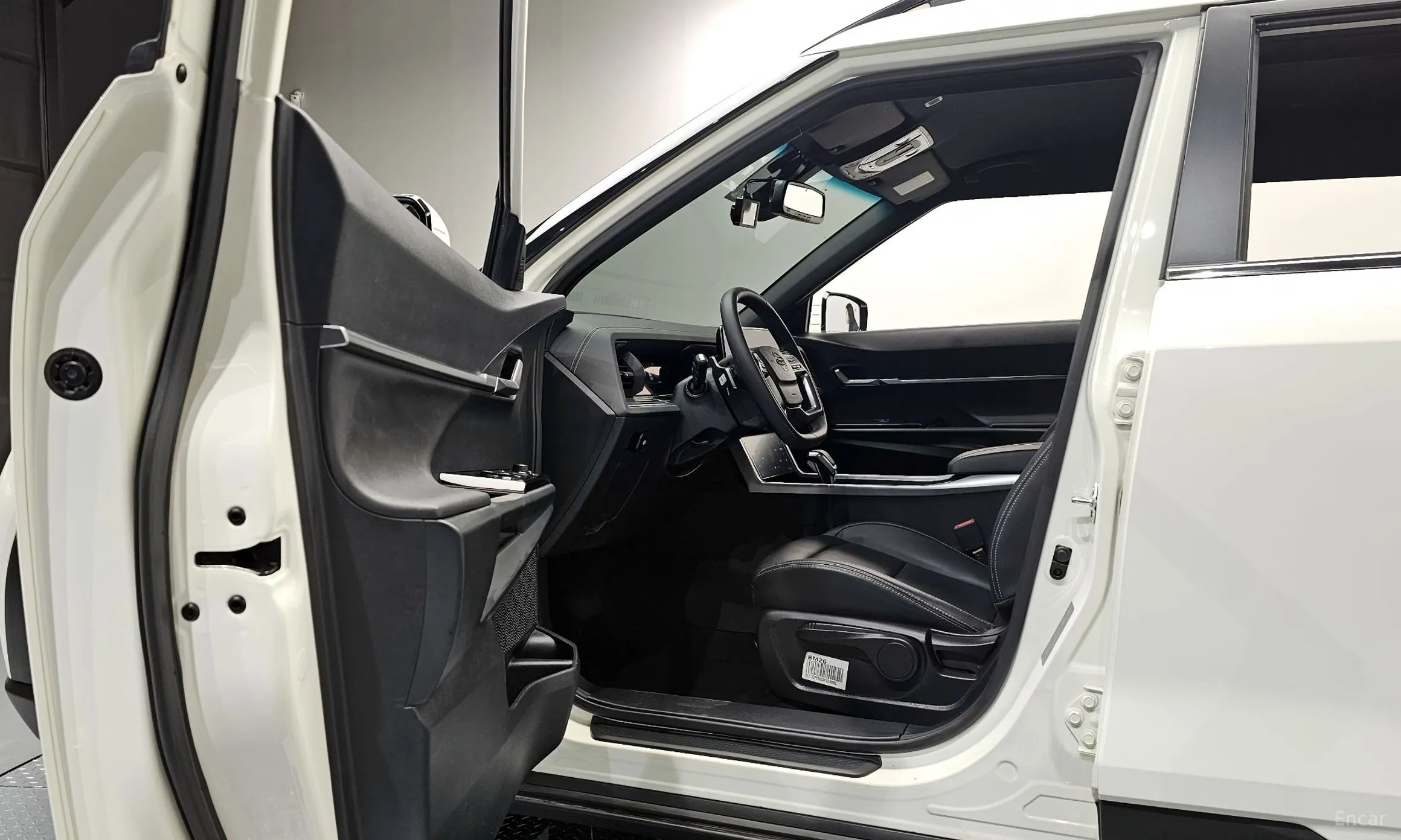 KG Mobility (SsangYong) Torres превью 10