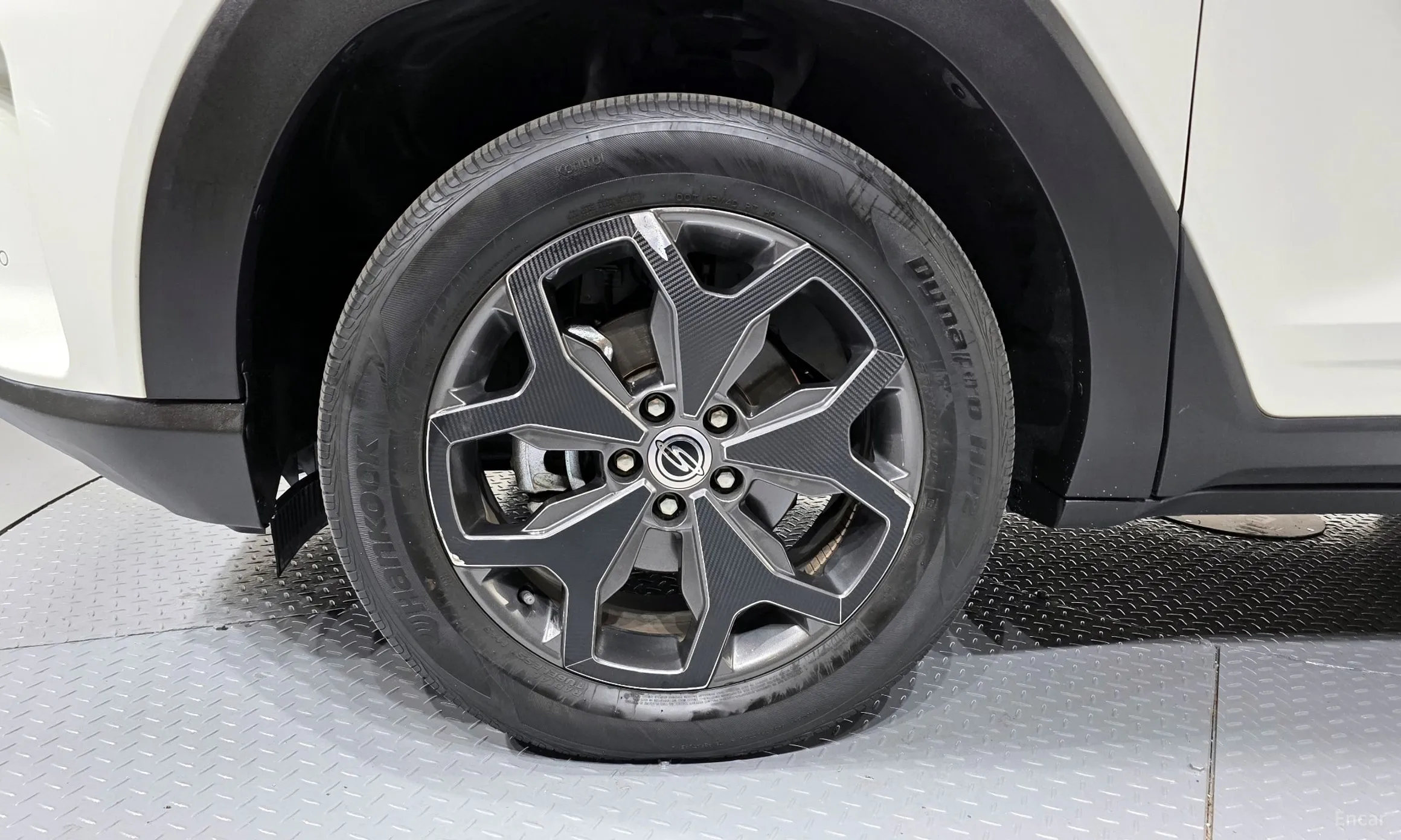 KG Mobility (SsangYong) Torres превью 5