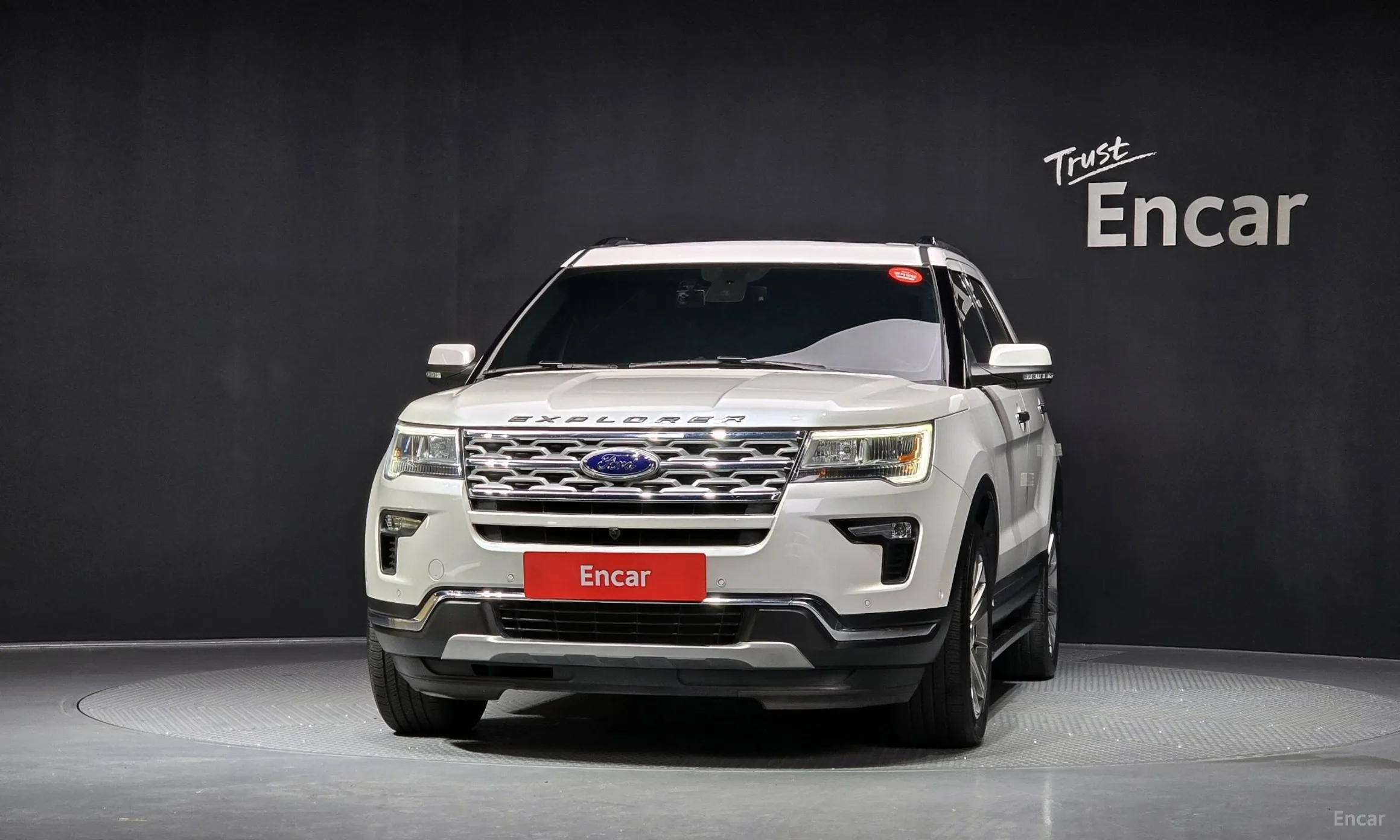 Ford Explorer превью 3