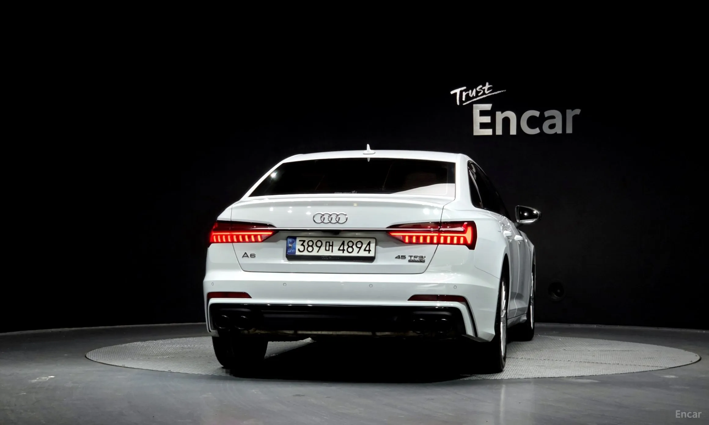 Audi A6 (C8) превью 4