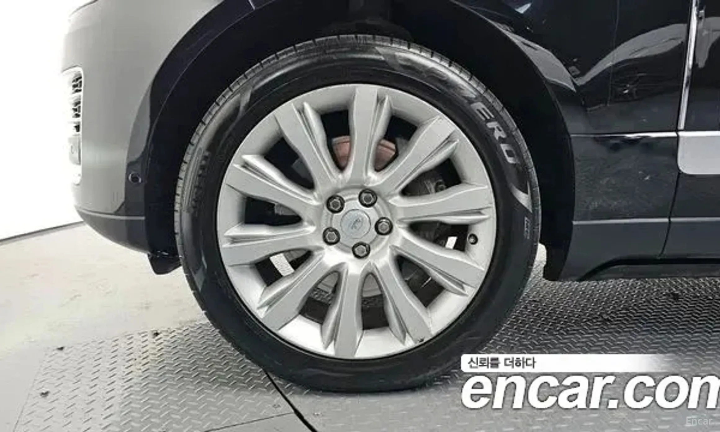 Land Rover Range Rover 4th Generation превью 5