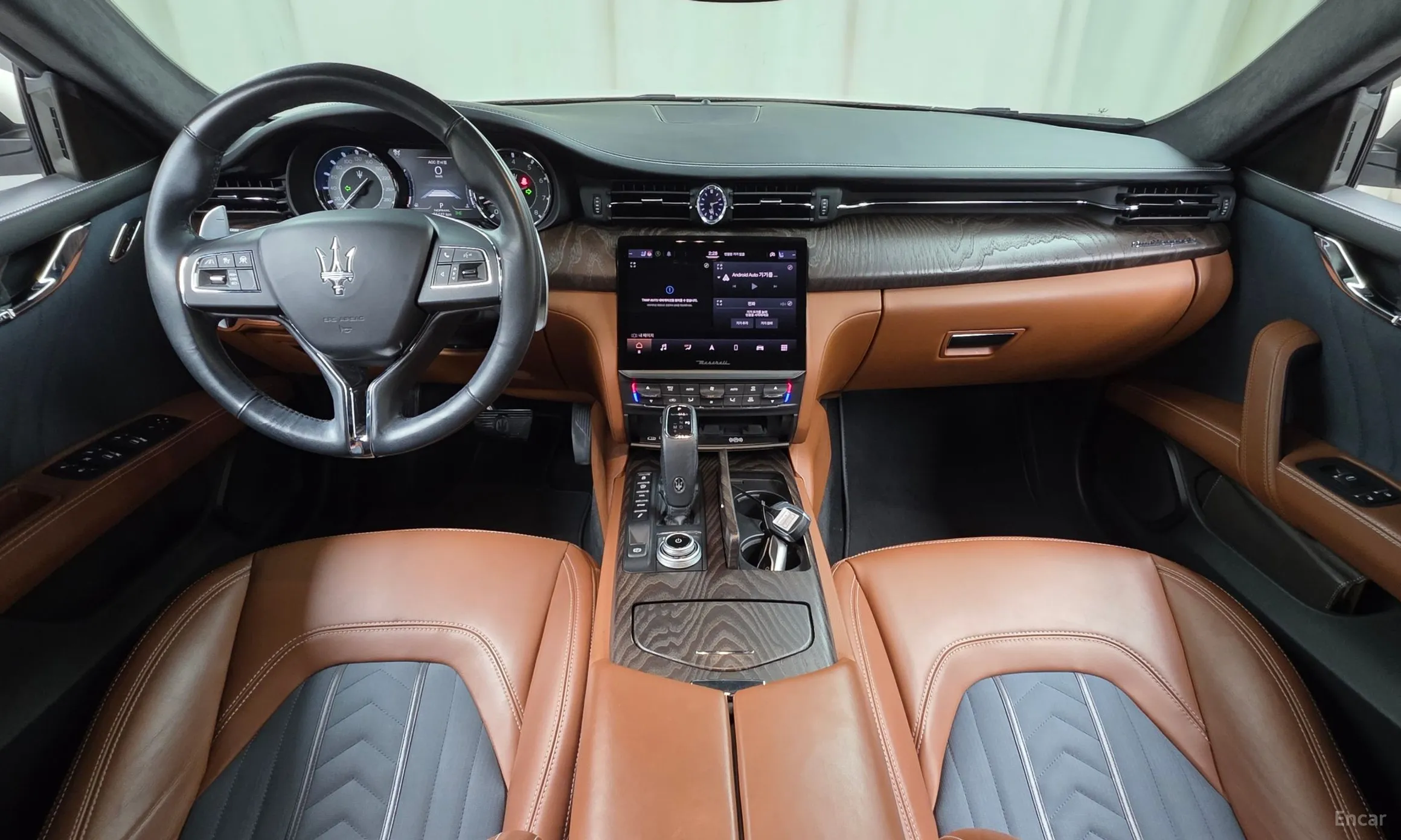 Maserati Quattroporte превью 7