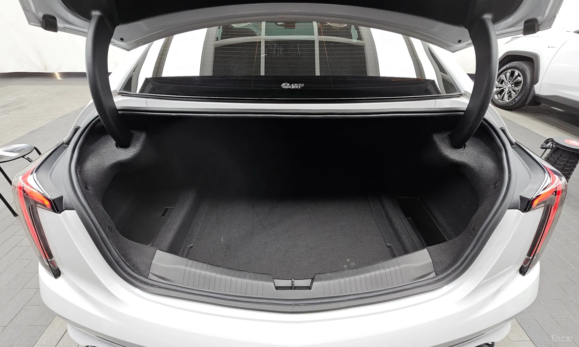 Cadillac CT5 превью 20