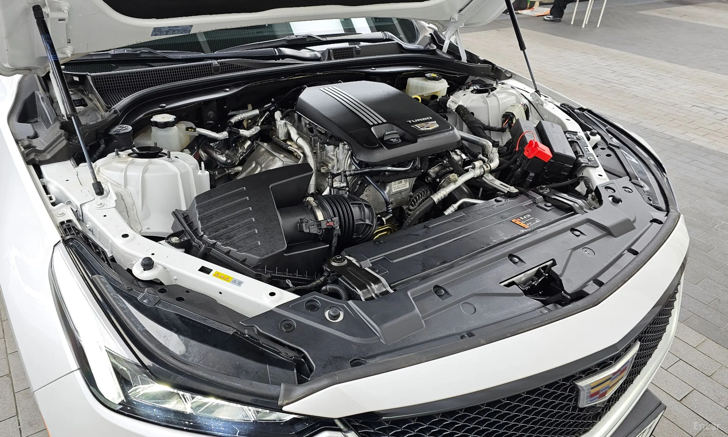 Cadillac CT5 превью 6