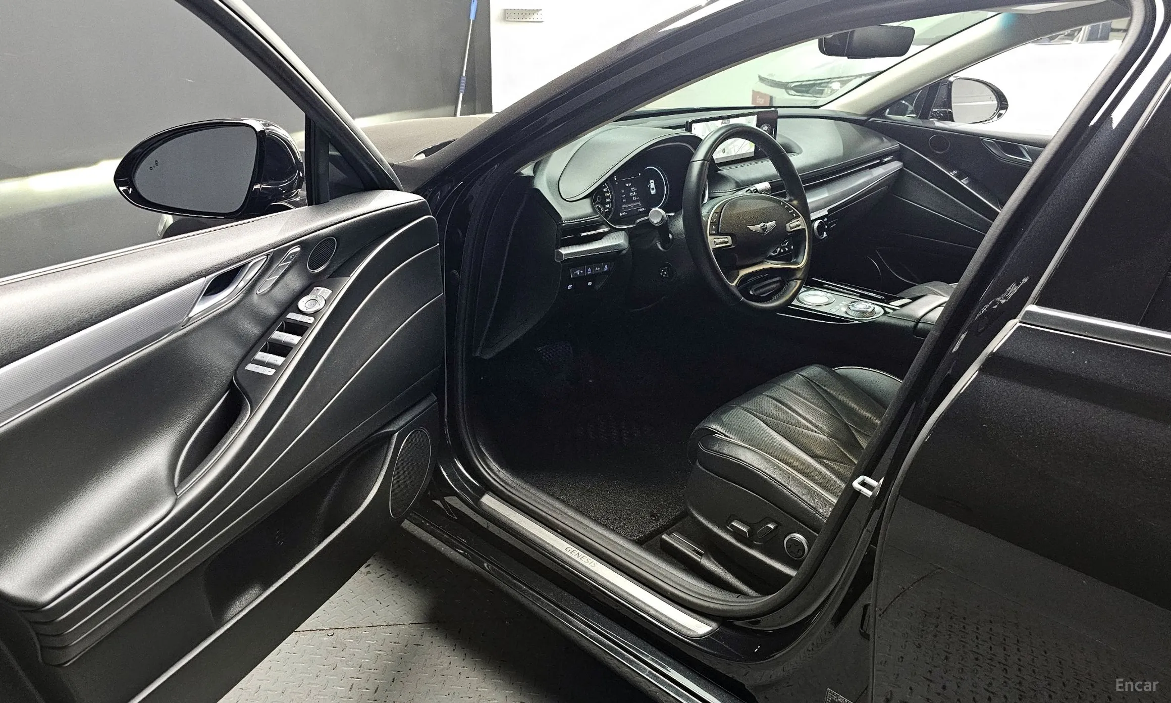 Genesis G80 (RG3) превью 10