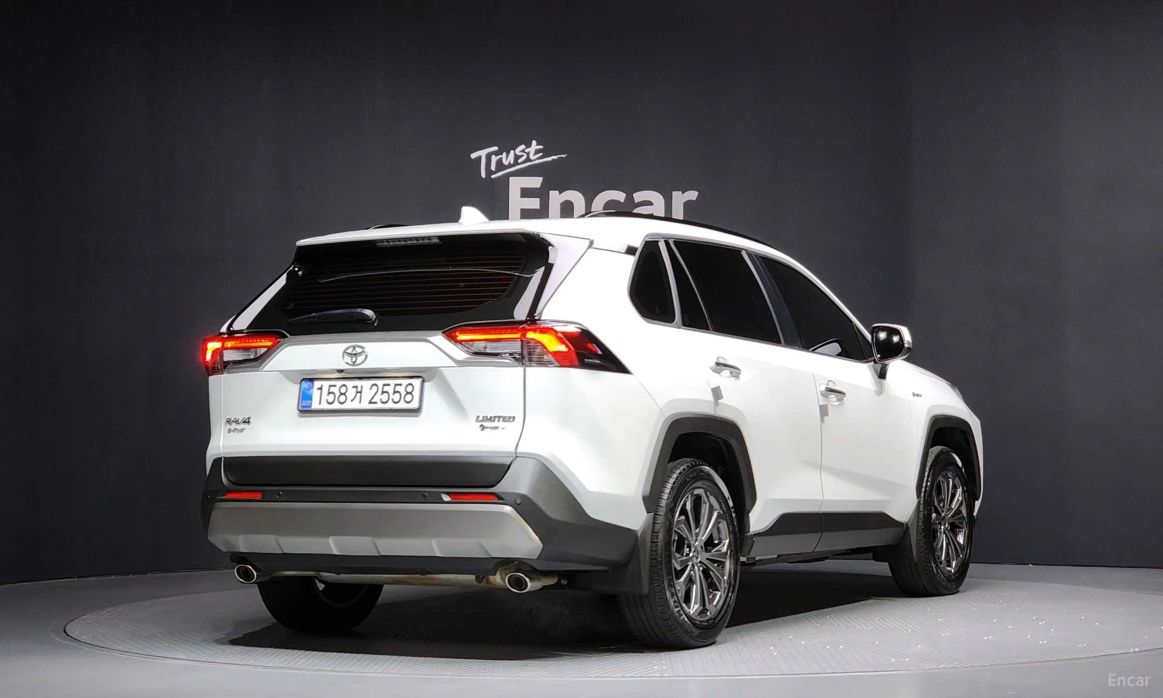 Toyota RAV4 5th Generation