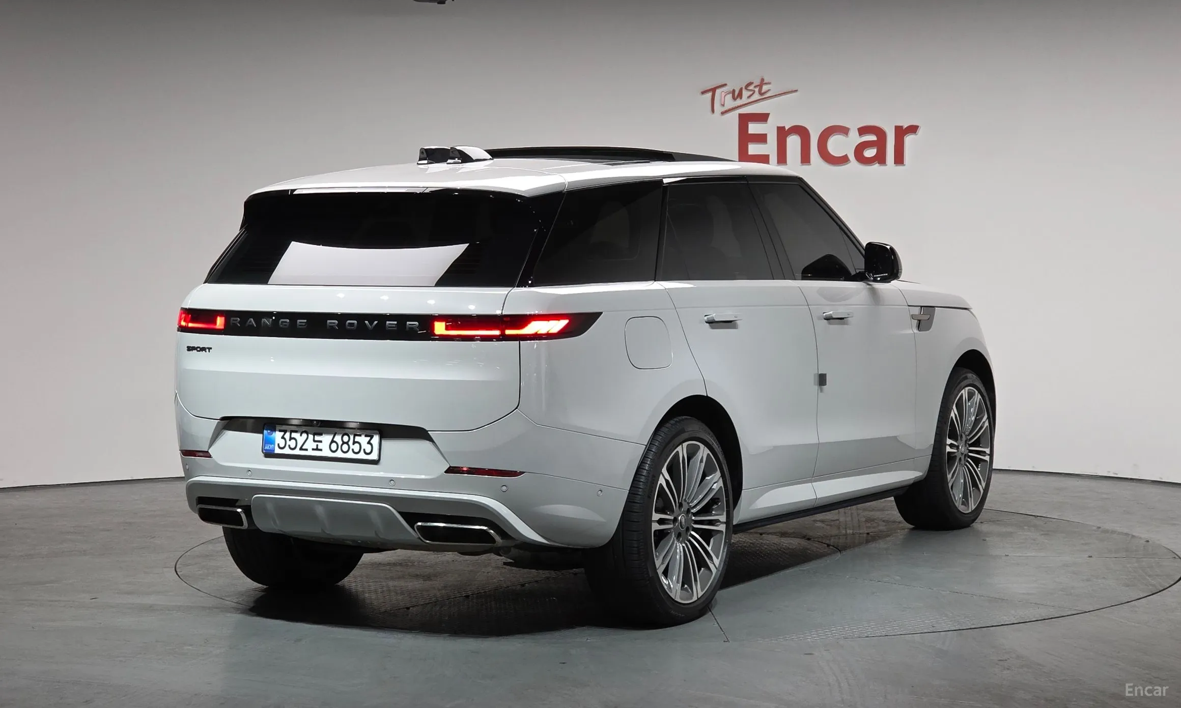 Land Rover Range Rover Sport 3rd Generation