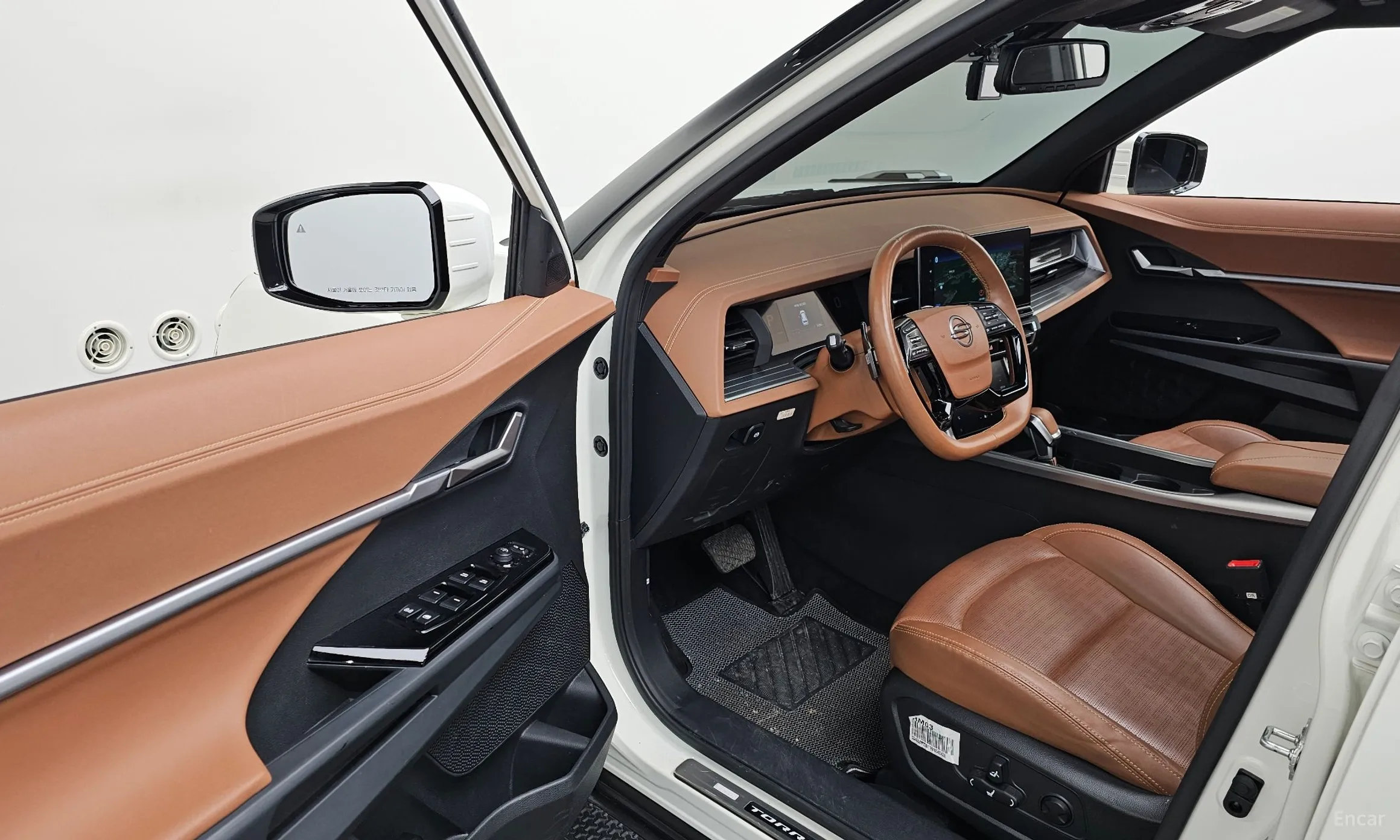 KG Mobility (SsangYong) Torres превью 10