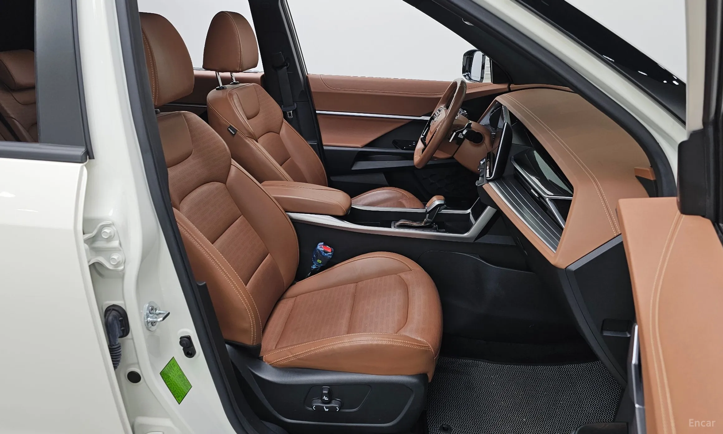 KG Mobility (SsangYong) Torres превью 11