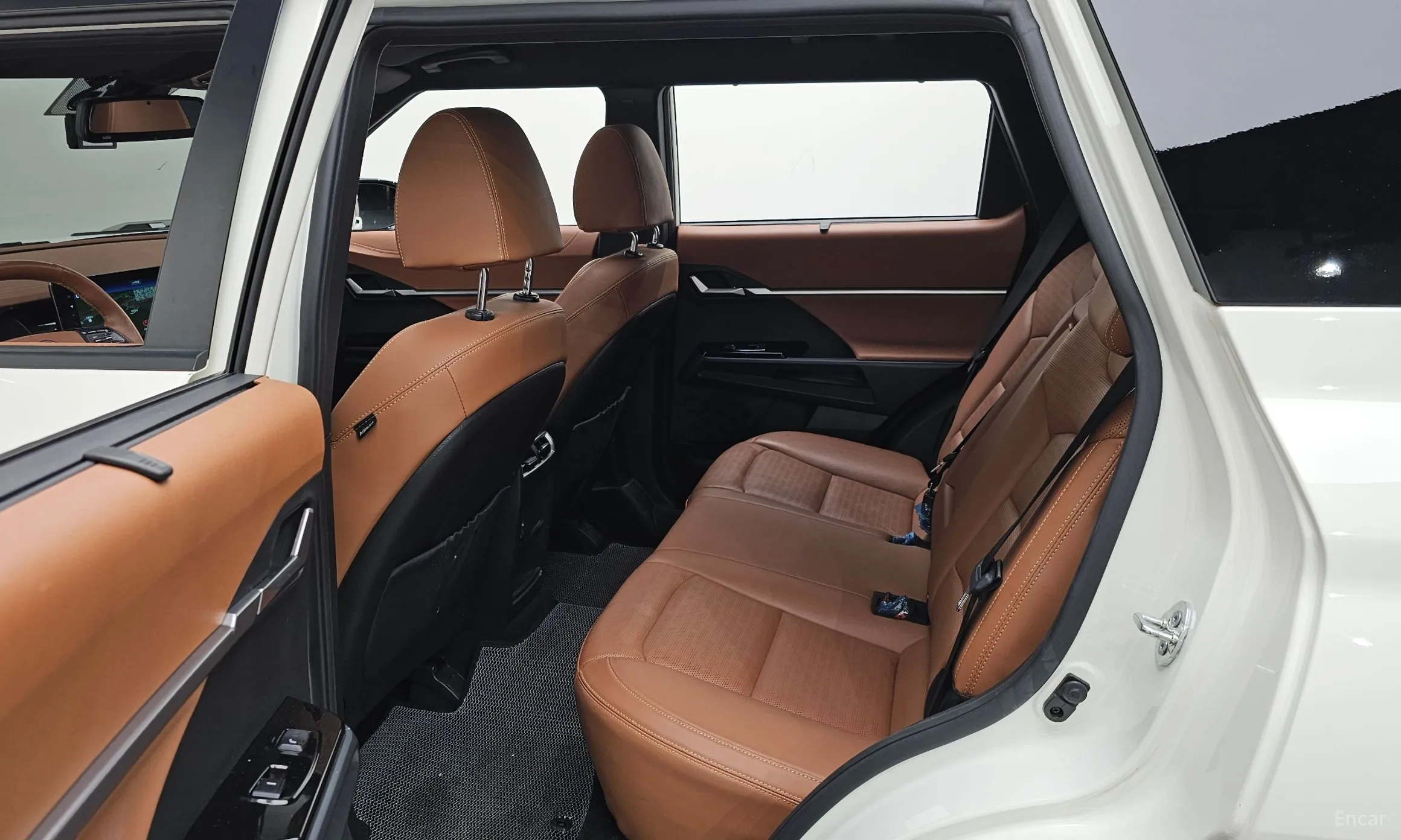 KG Mobility (SsangYong) Torres превью 12