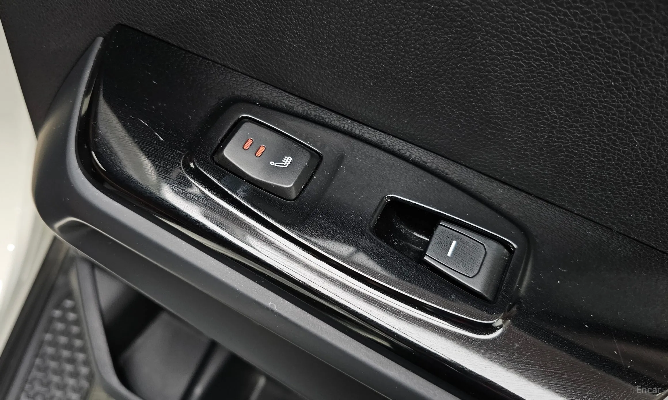 KG Mobility (SsangYong) Torres превью 18