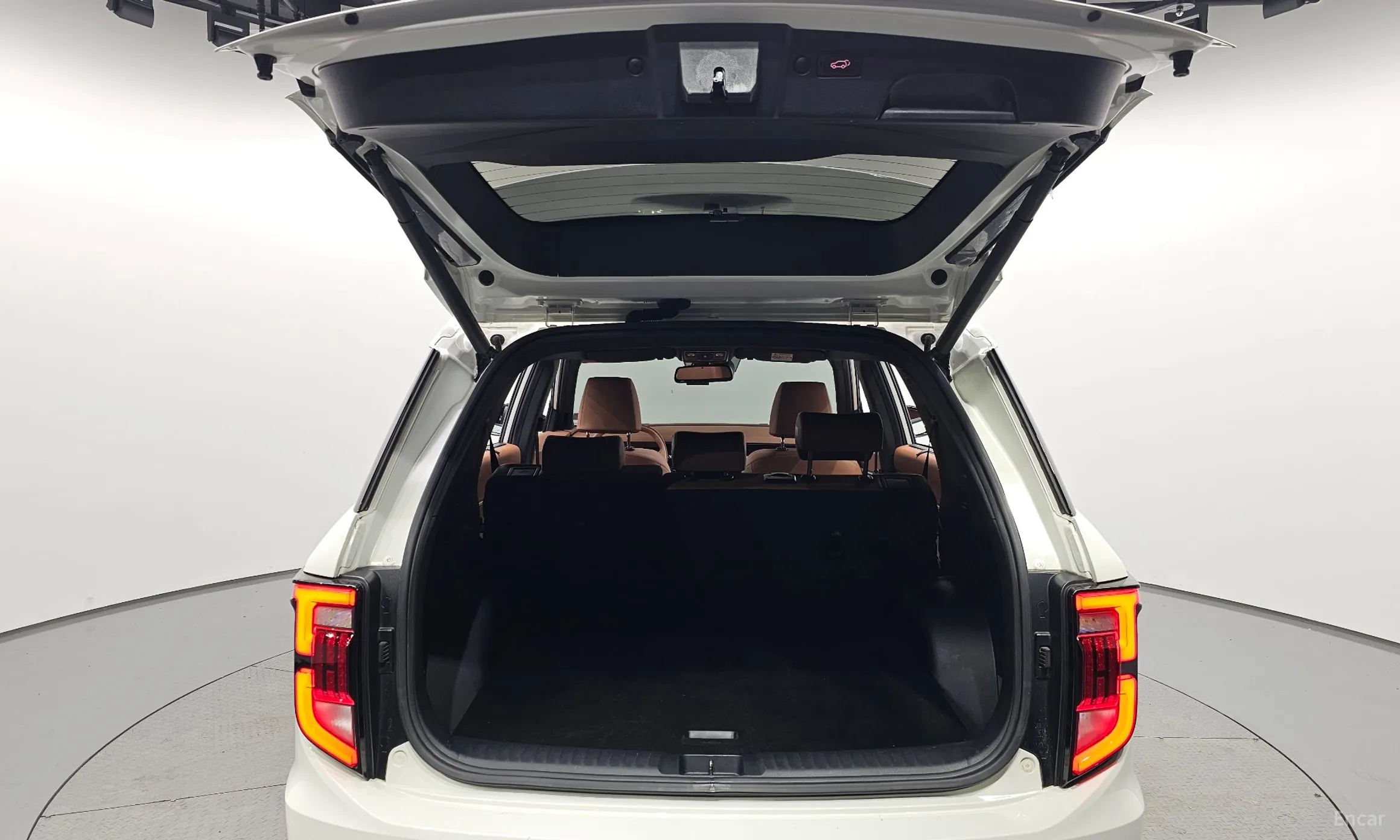 KG Mobility (SsangYong) Torres превью 20
