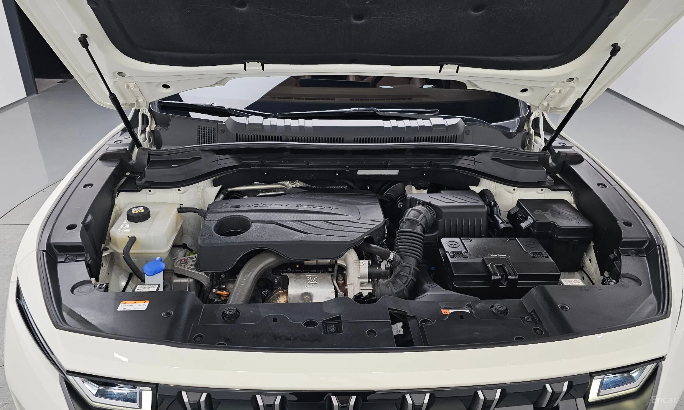 KG Mobility (SsangYong) Torres превью 6